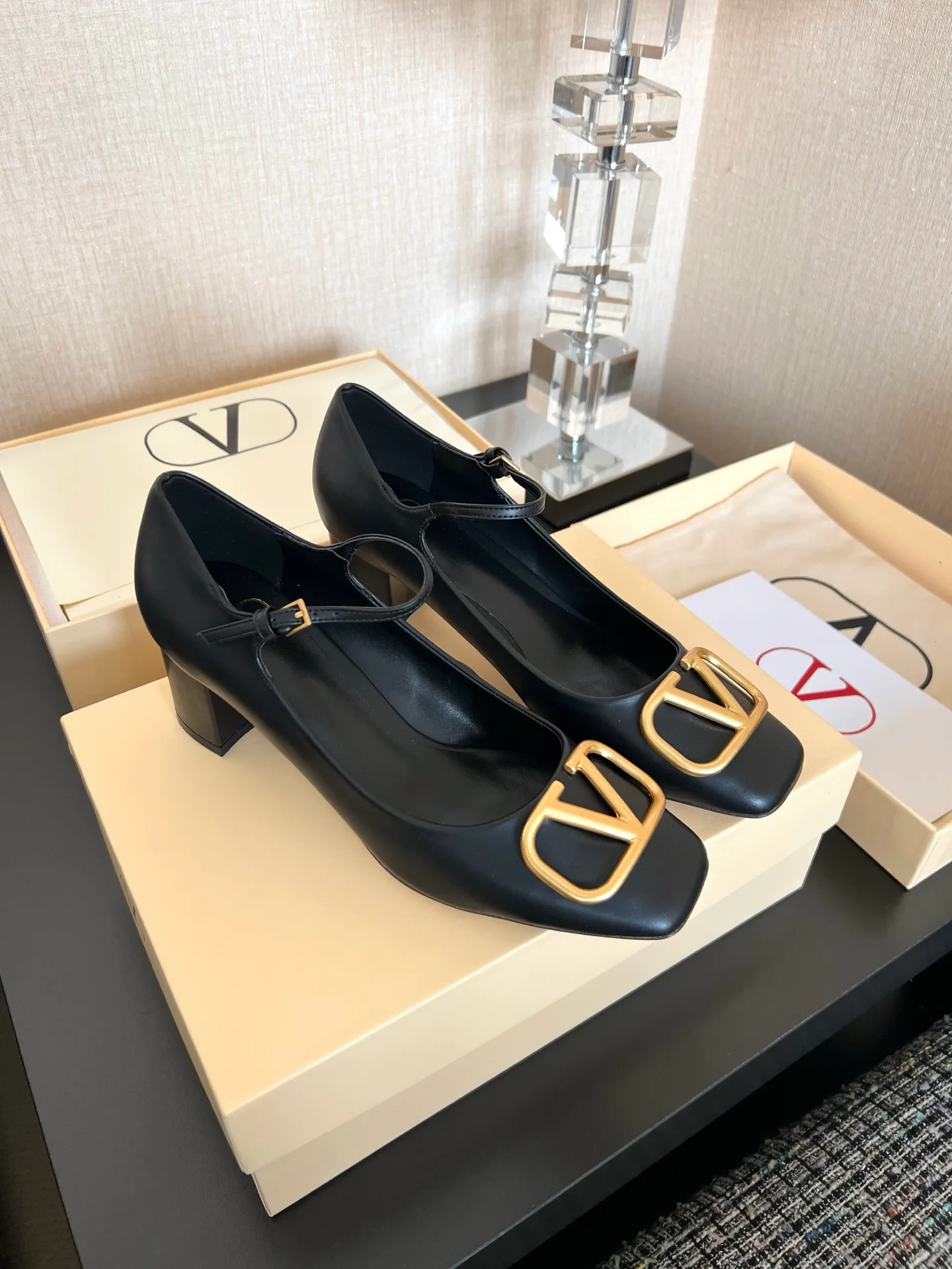 Women's Heels VALENTINO 17480143