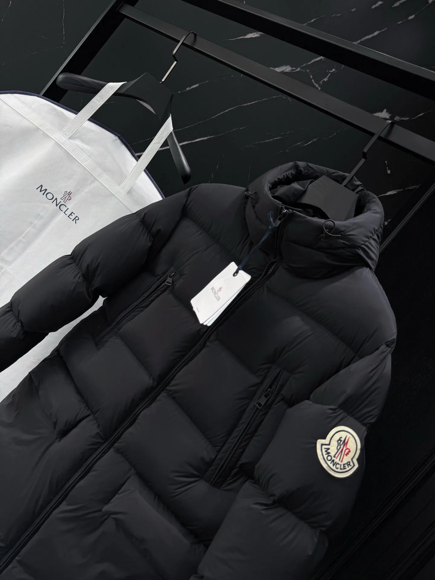 Куртки И Пуховики Мужские Moncler 18684465