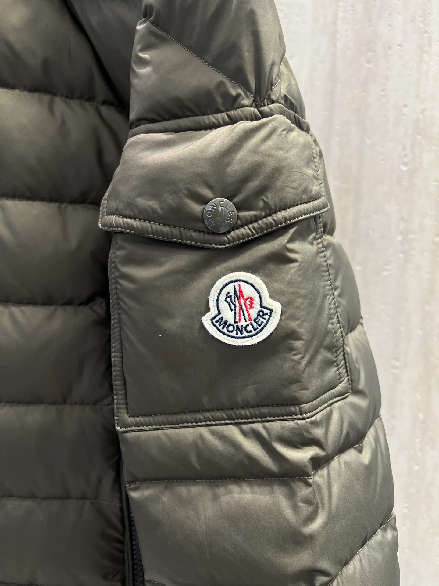 Куртки И Пуховики Мужские Moncler 18683914