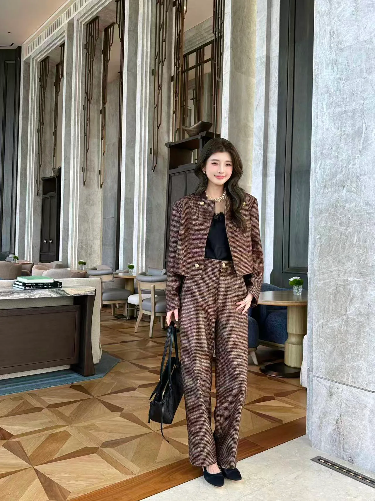 Women's Suits CHANEL 18119765