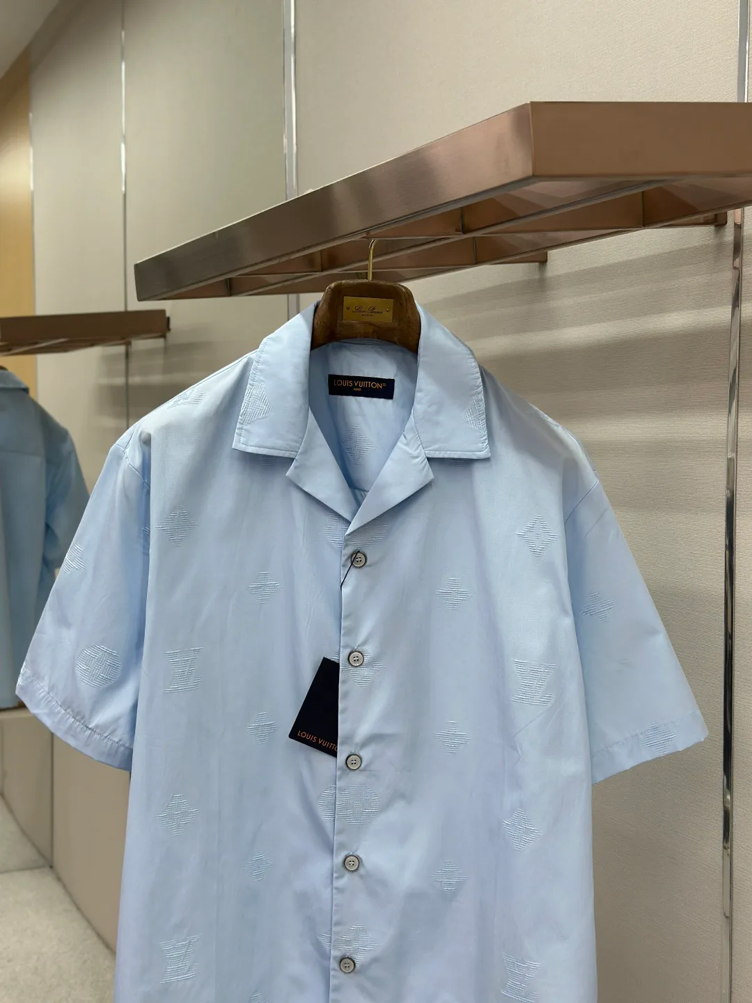 Men's Shirts LOUIS VUITTON 18109800