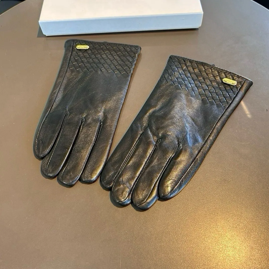 Gloves BOTTEGA VENETA 19569945