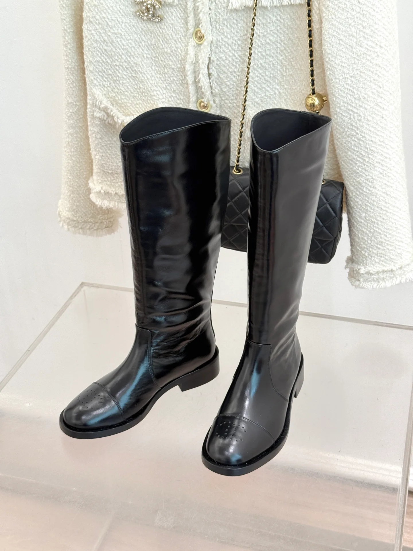 Women's Boots CHANEL 17933614