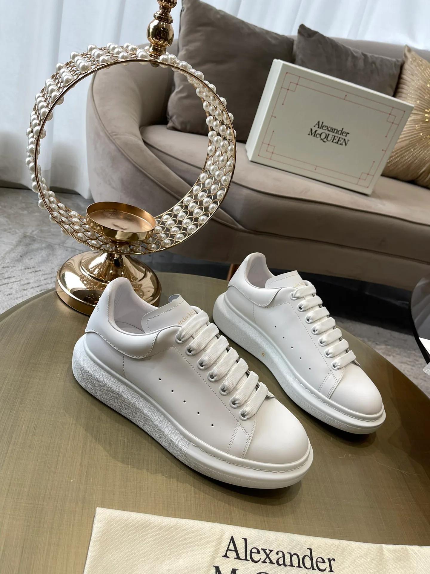 Women's Sneakers ALEXANDER MCQUEEN 18373670