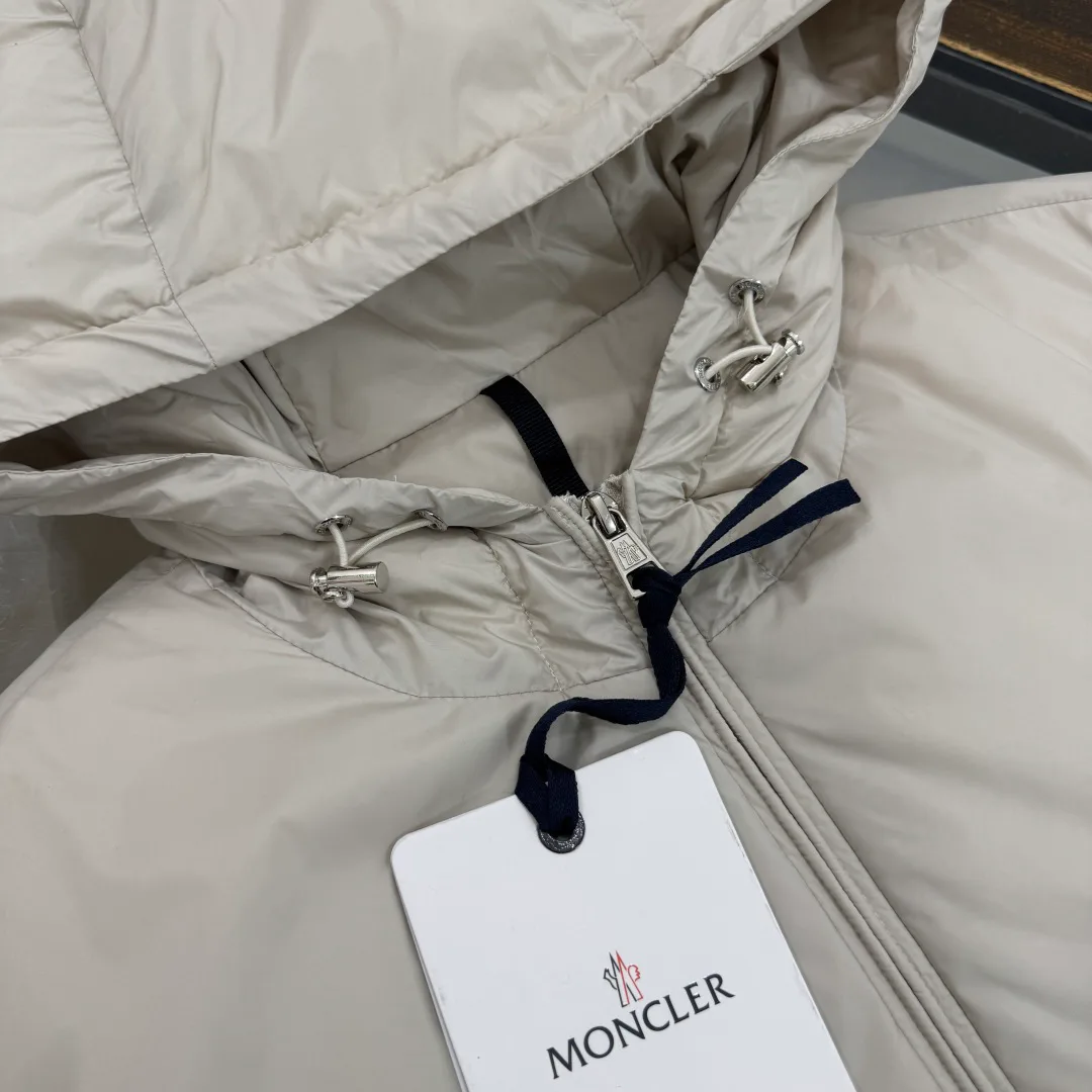 Men's Jackets And Down Jackets MONCLER 17827403
