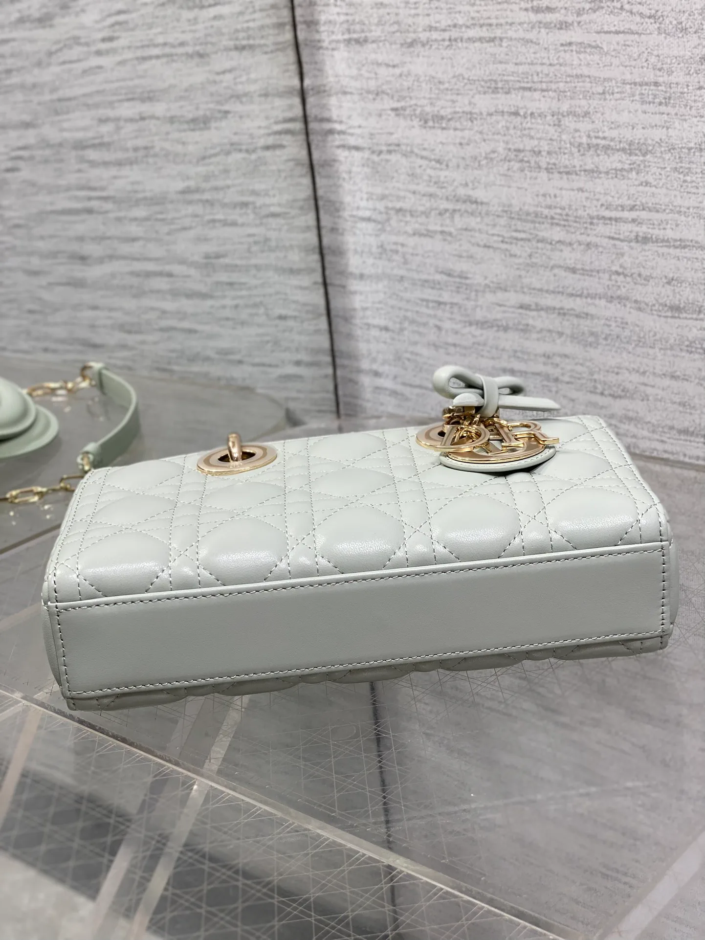 Women's Classic Handbags CHRISTIAN DIOR 18392900