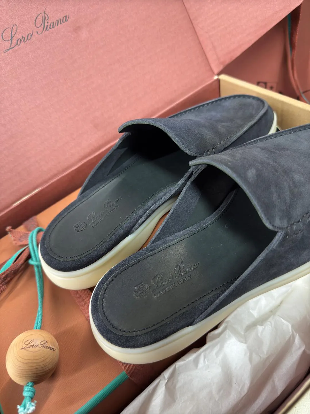 Men's Loafers And Dress Shoes LORO PIANA 18101799