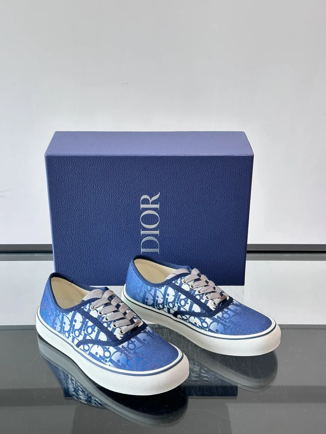 Women's Sneakers CHRISTIAN DIOR 17649811