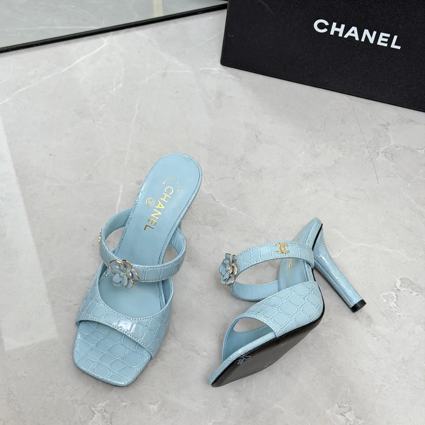 Women's Open-Toe Sandals CHANEL 17335032