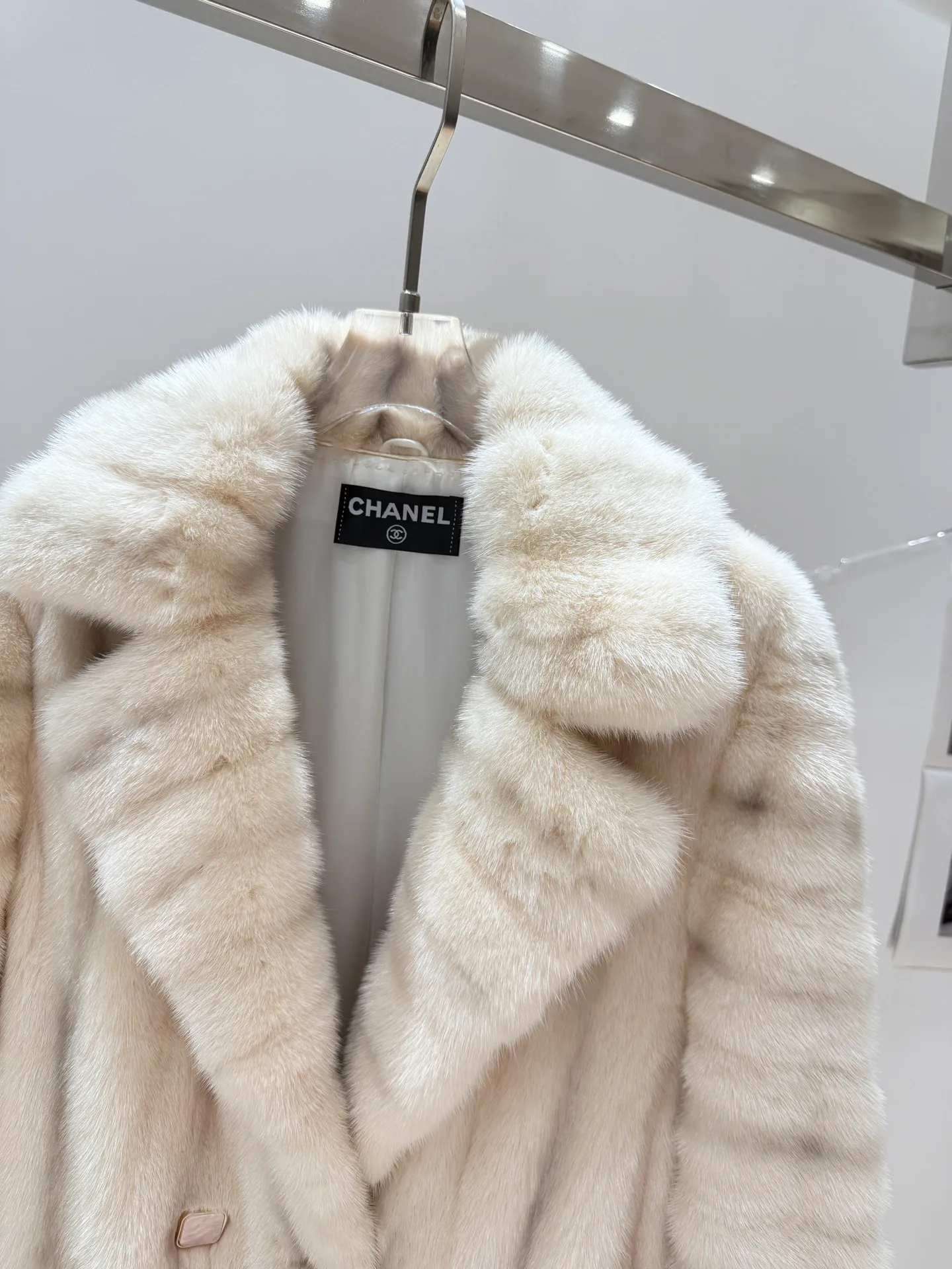 Women's Fur Coats CHANEL 18082527