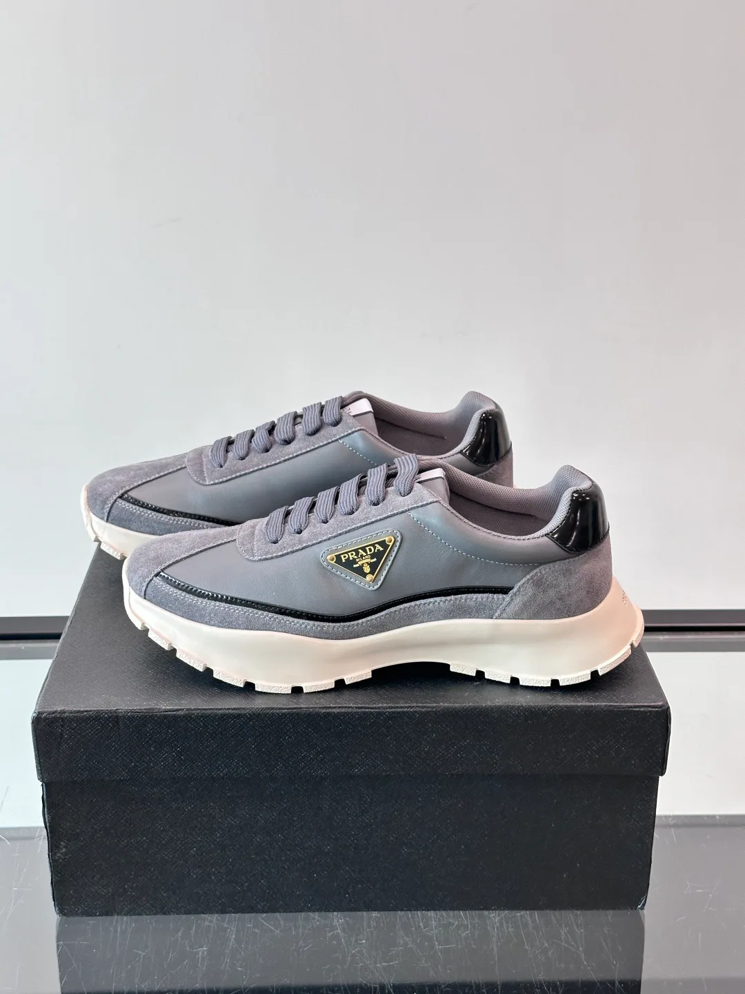Men's Sneakers PRADA 18500607
