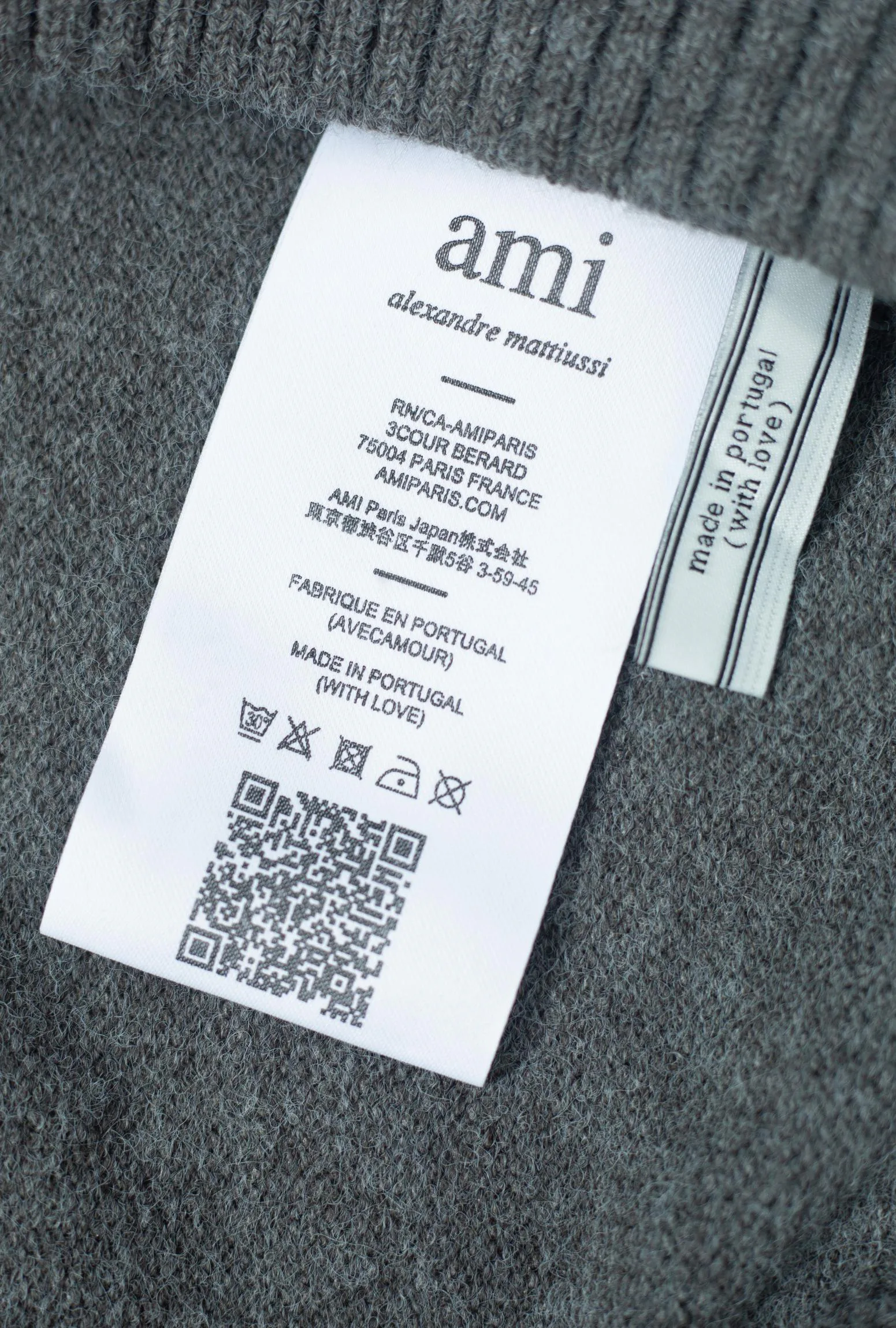 Men's Jumpers And Sweaters AMI PARIS 18032880