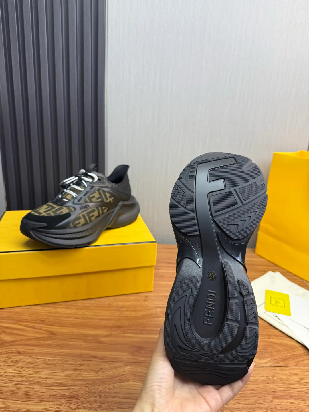 Men's Sneakers FENDI 17955201