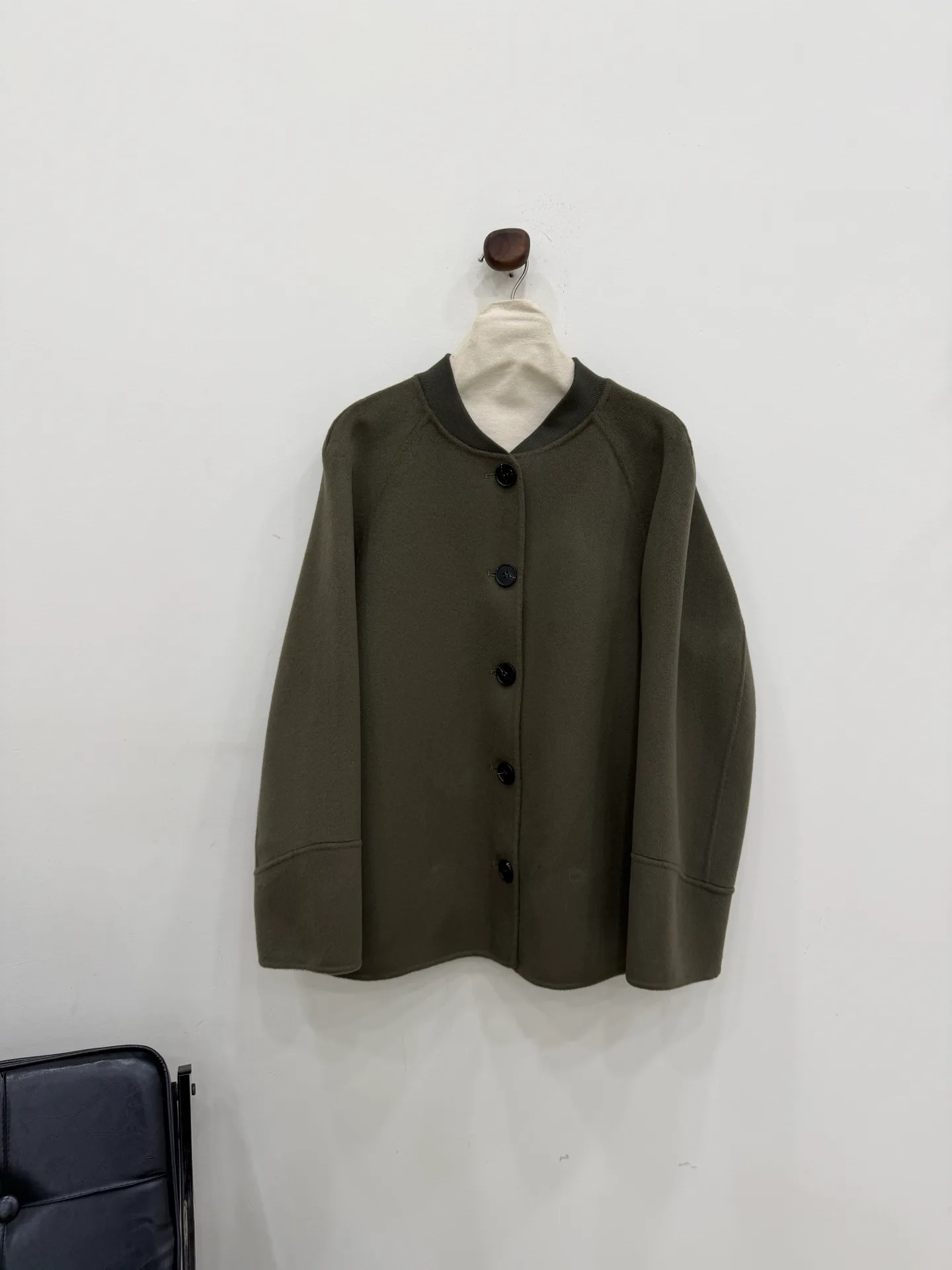 Women's Jumpers And Sweaters LORO PIANA 18128202