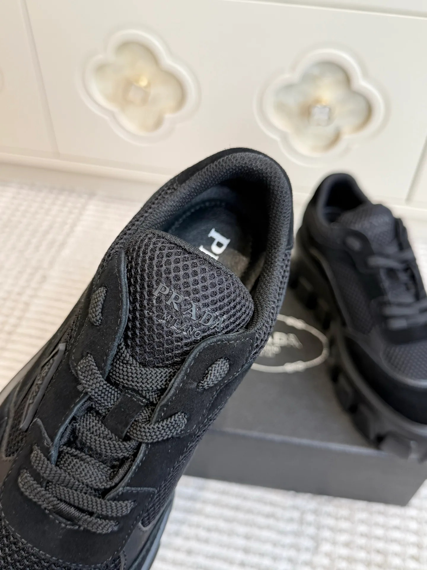 Women's Sneakers PRADA 18261279