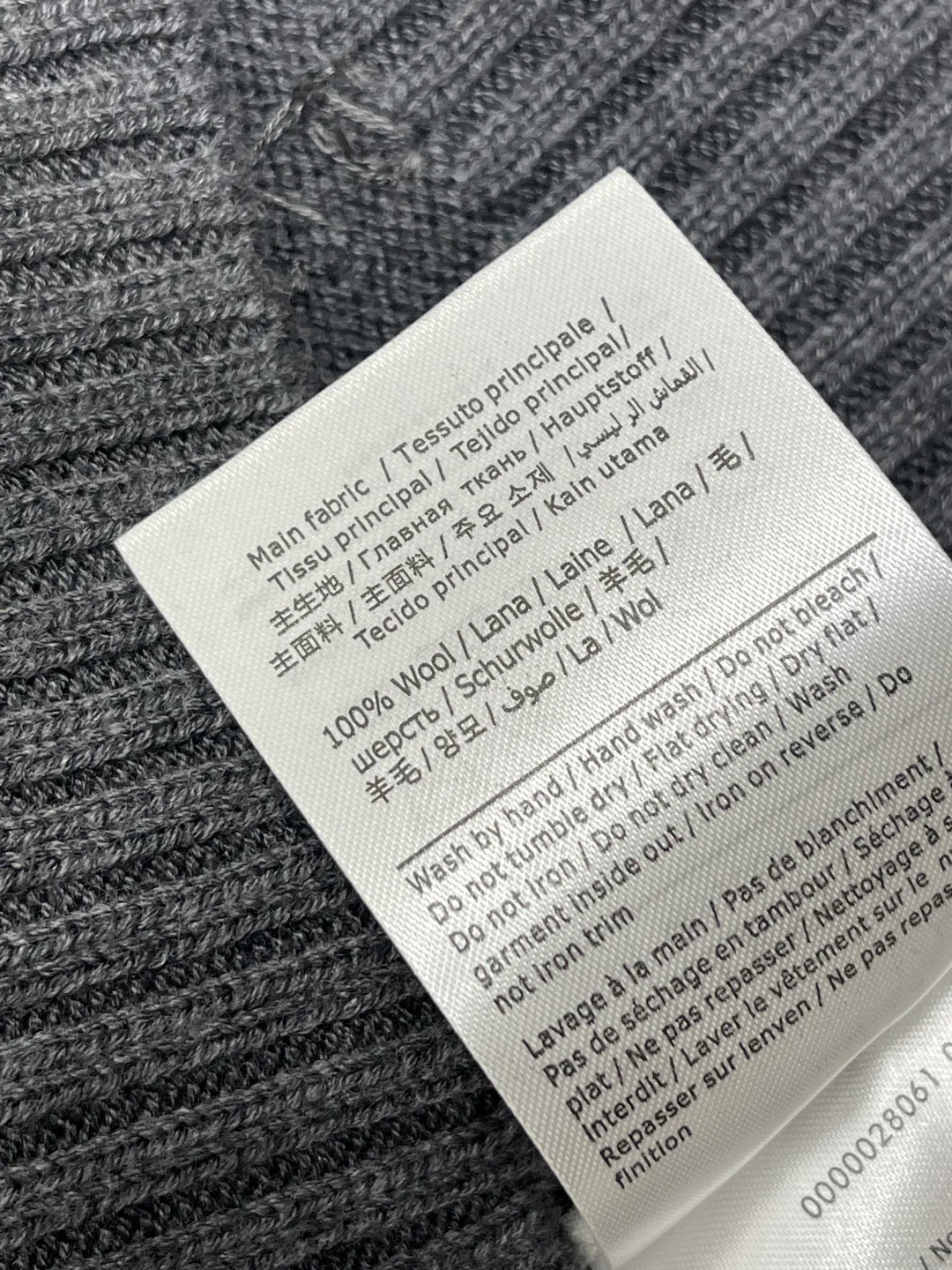 Women's Jumpers And Sweaters VALENTINO 18140974