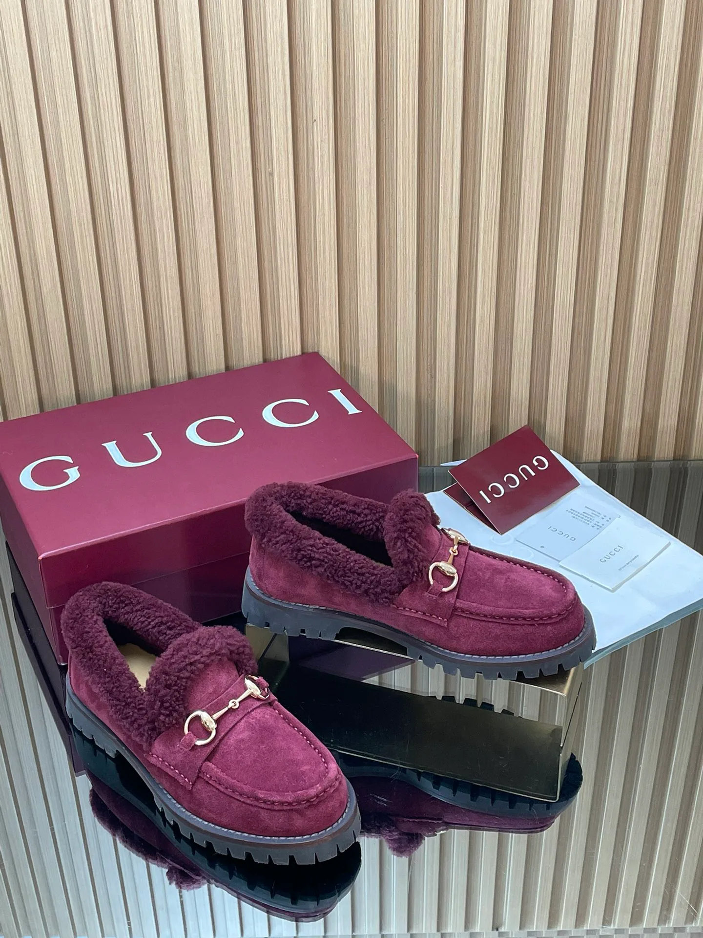 Women's Loafers And Moccasins GUCCI 18187067