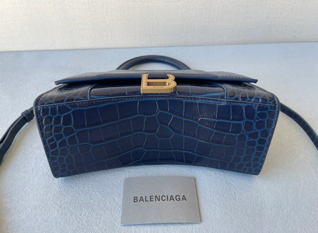 Классические Сумки Женские Balenciaga 18619534