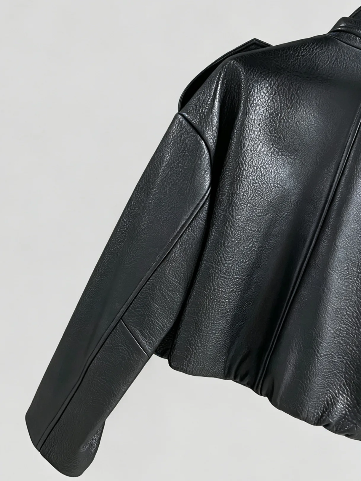 Women's Leather Jackets And Sheepskin Coats SAINT LAURENT 18417101