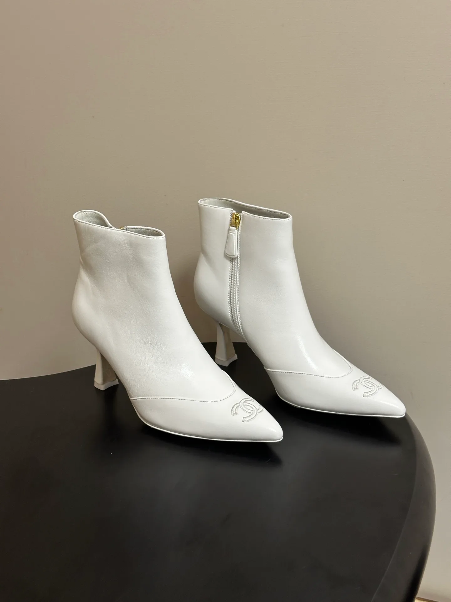 Women's Booties CHANEL 17946631