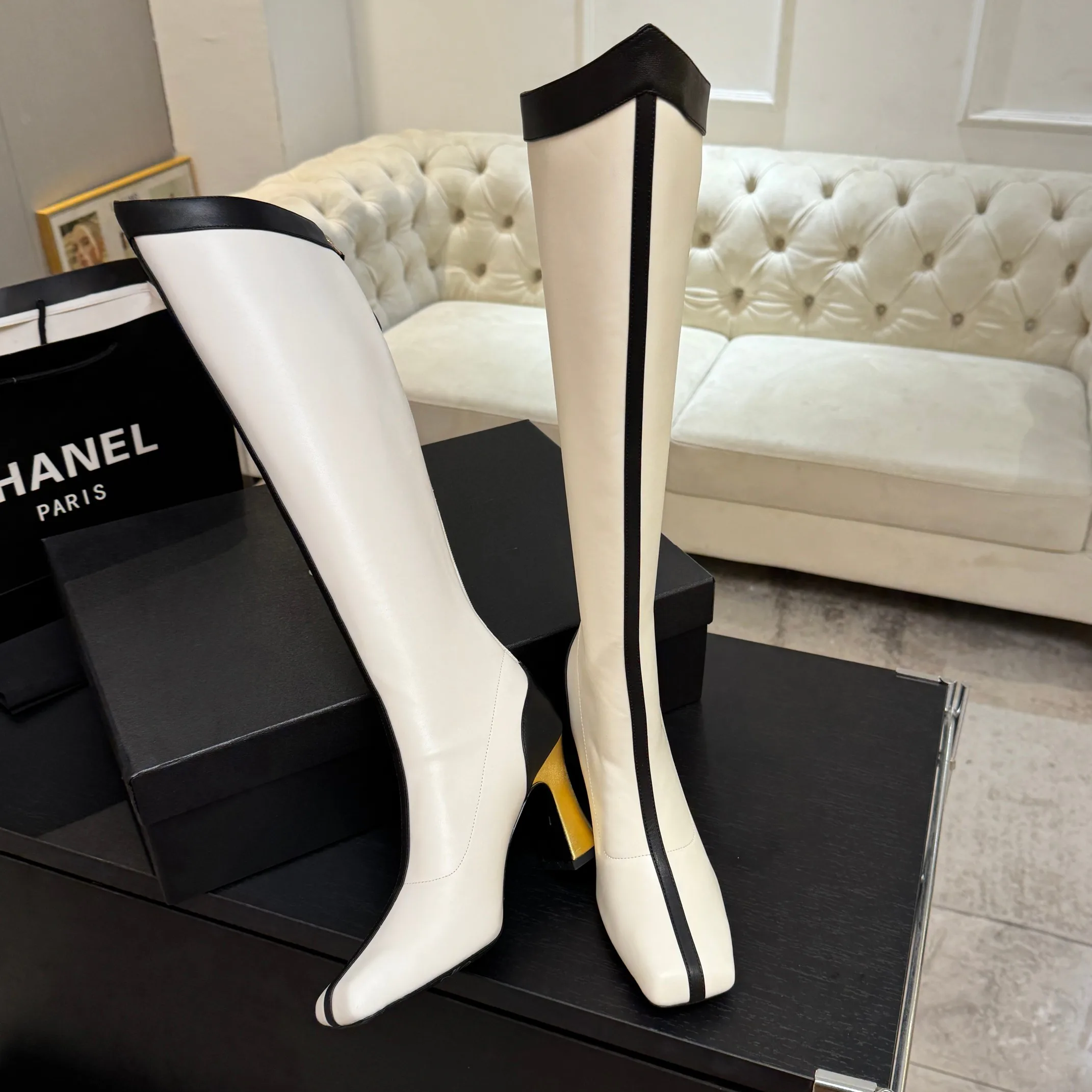 Women's Boots CHANEL 18154759