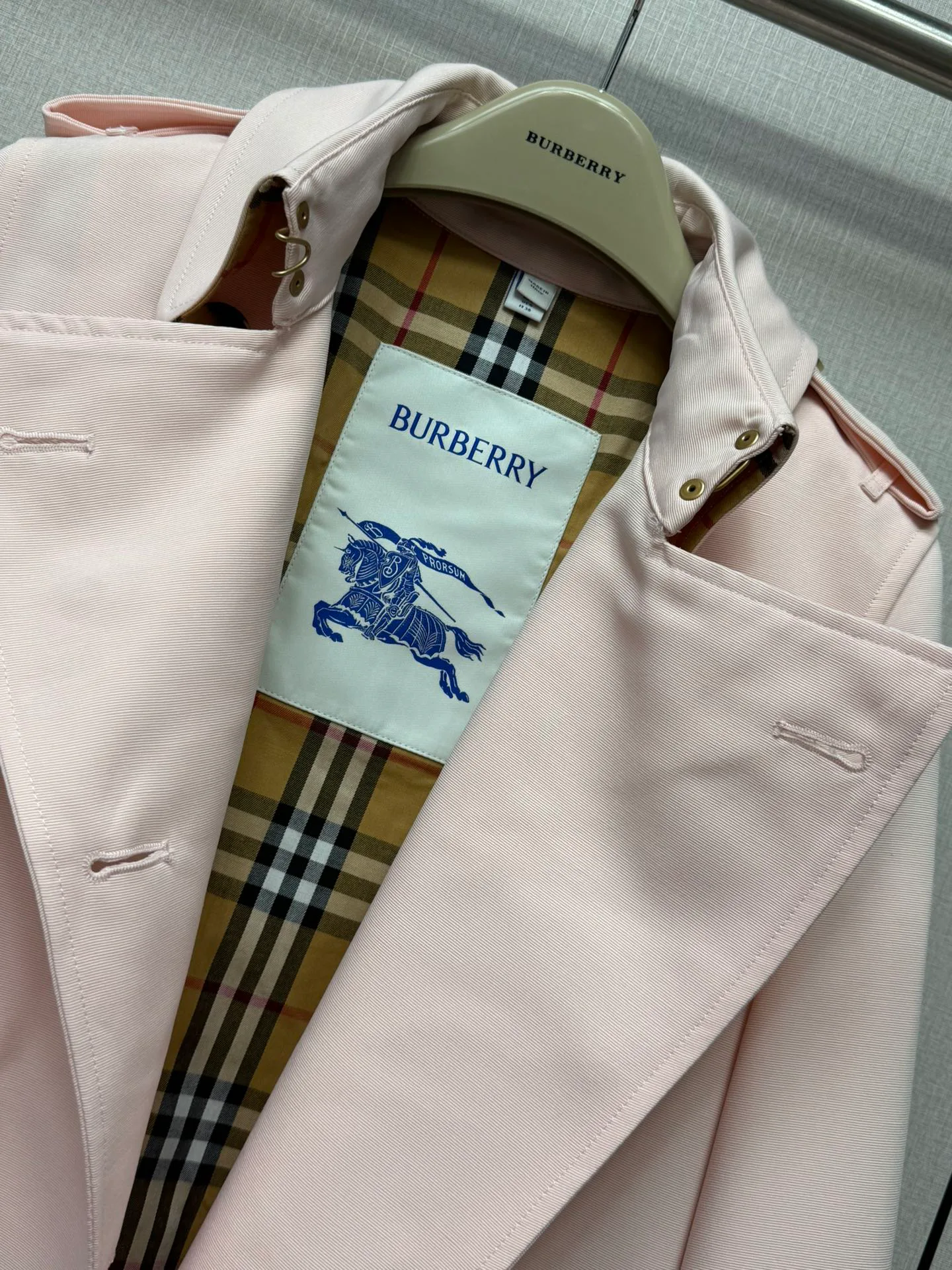 Women's Trench Coats BURBERRY 17828143