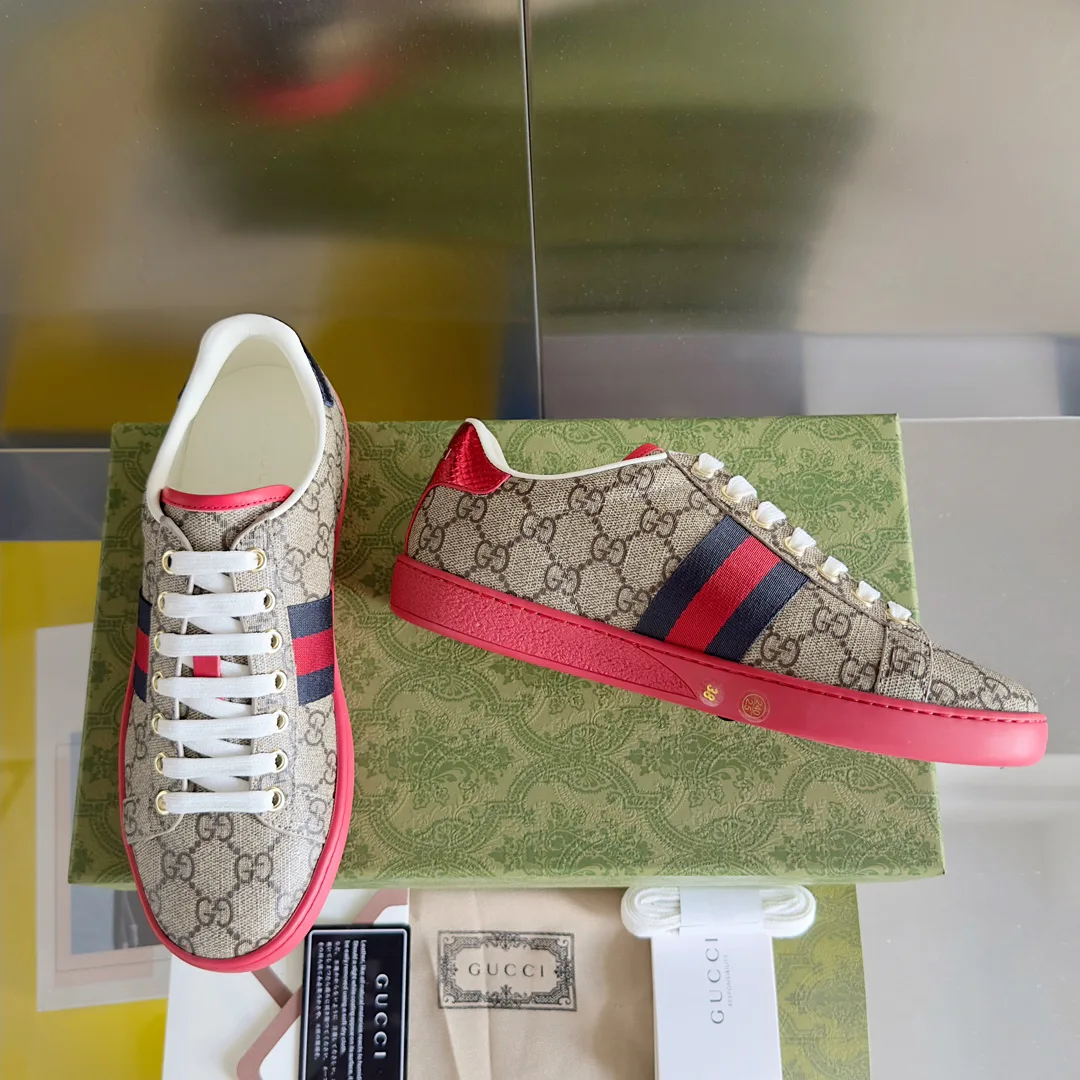 Women's Sneakers GUCCI 17620401