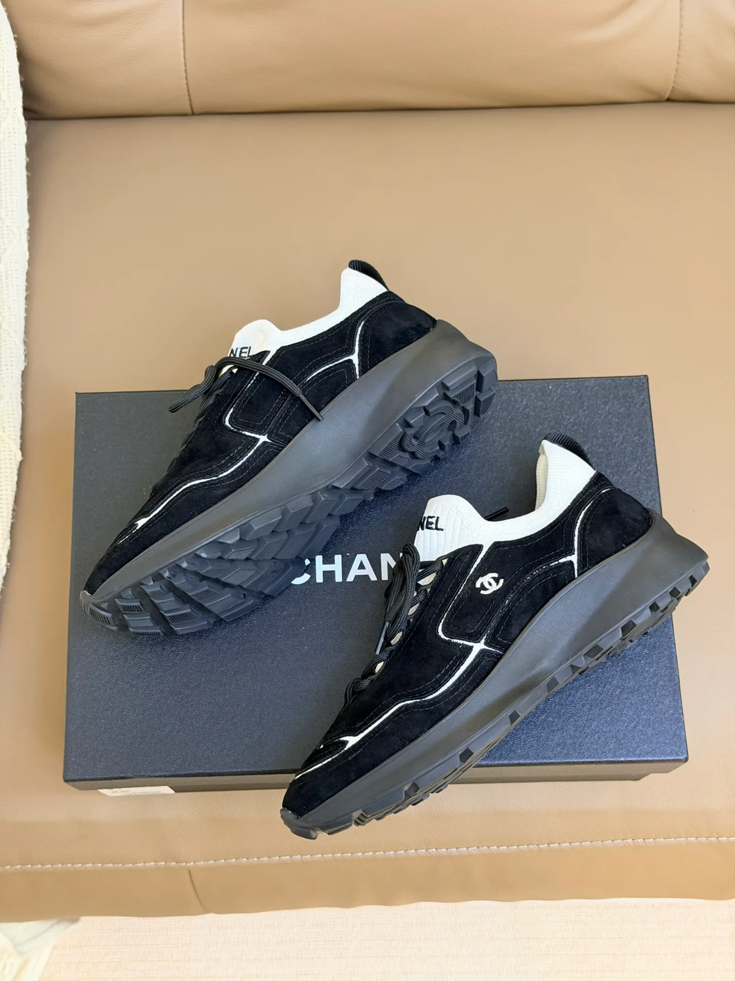 Women's Sneakers CHANEL 17510612