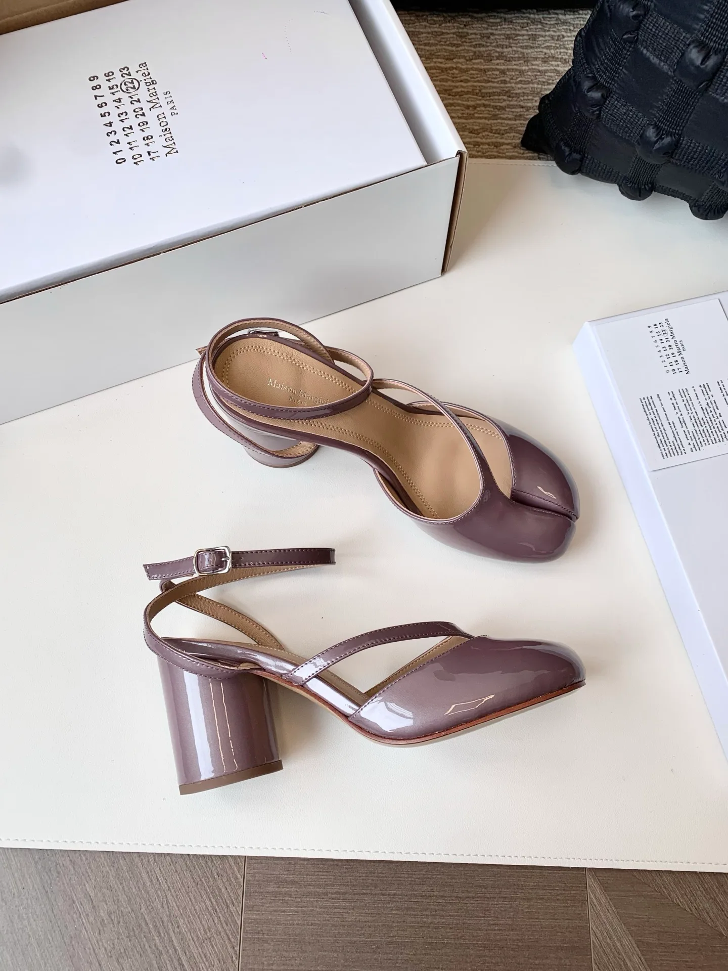 Women's Open-Toe Sandals MAISON MARGIELA 17628623