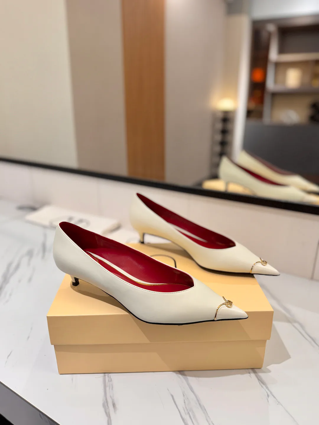Women's Heels VALENTINO 18134915