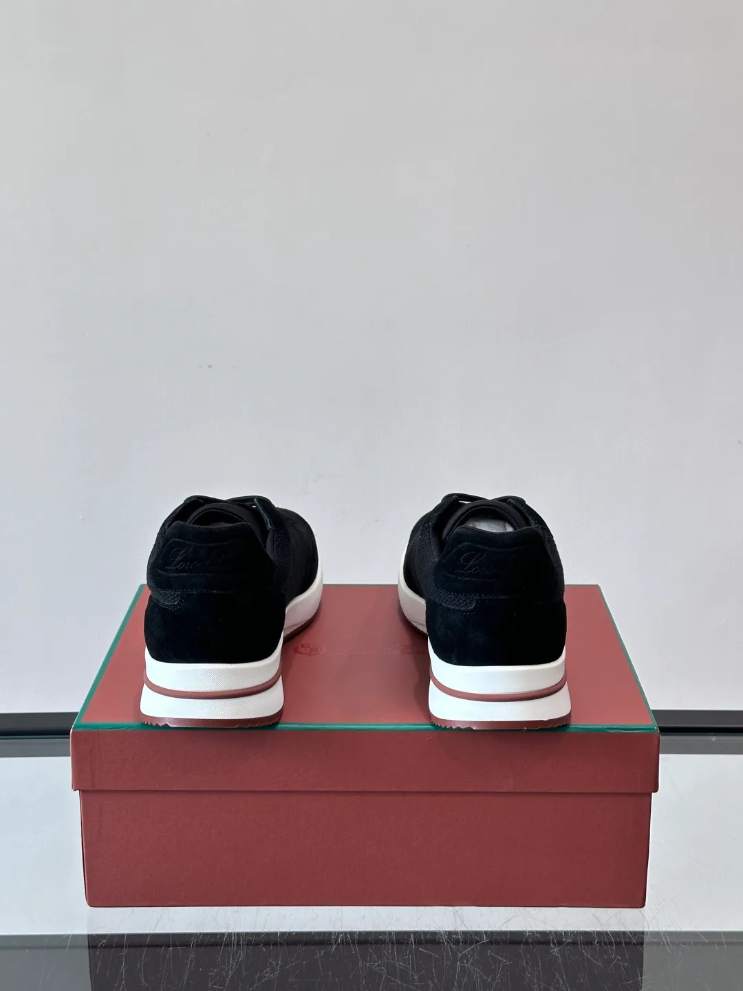Women's Sneakers LORO PIANA 17730620