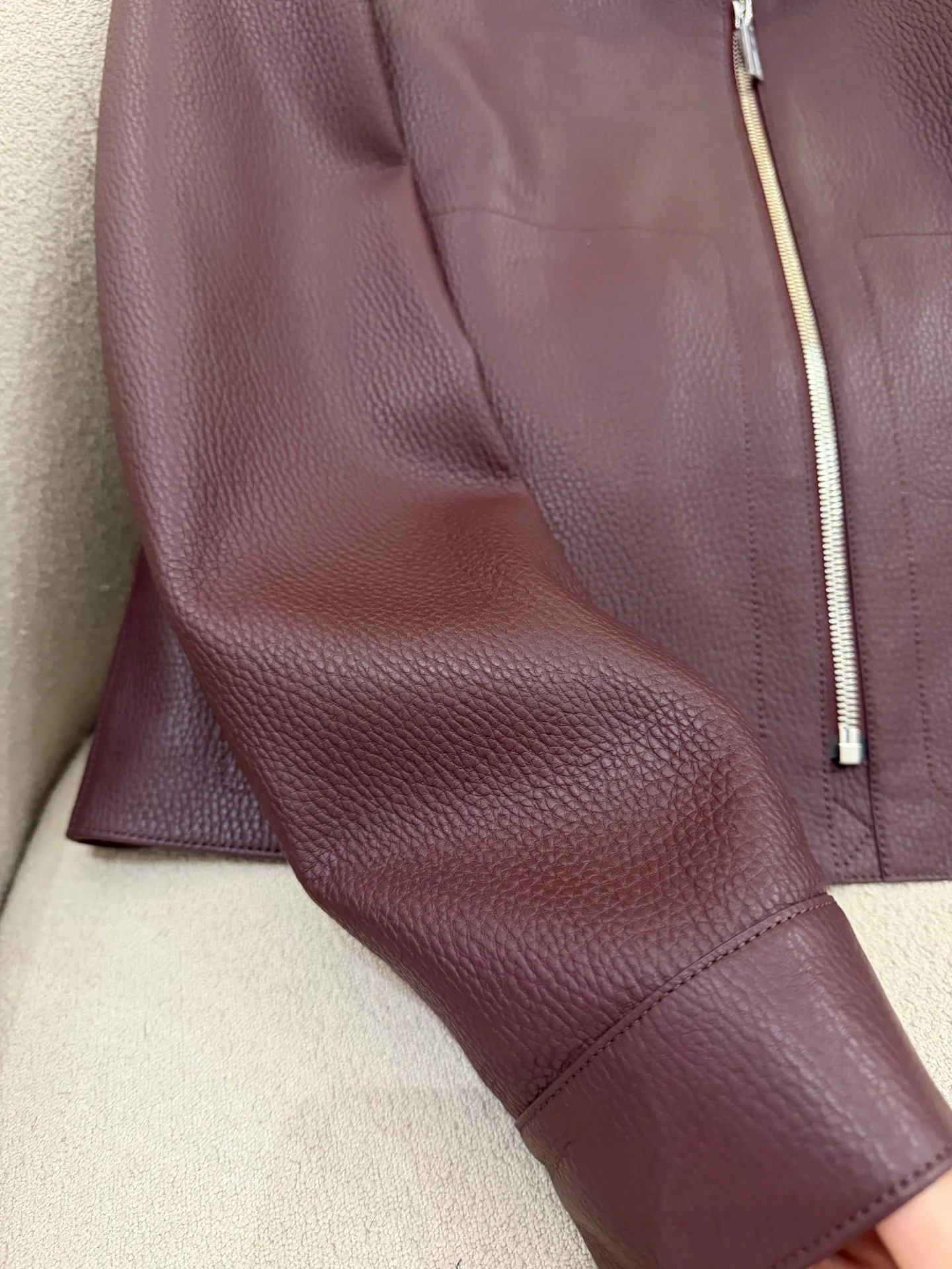 Women's Leather Jackets And Sheepskin Coats HERMES 17802393