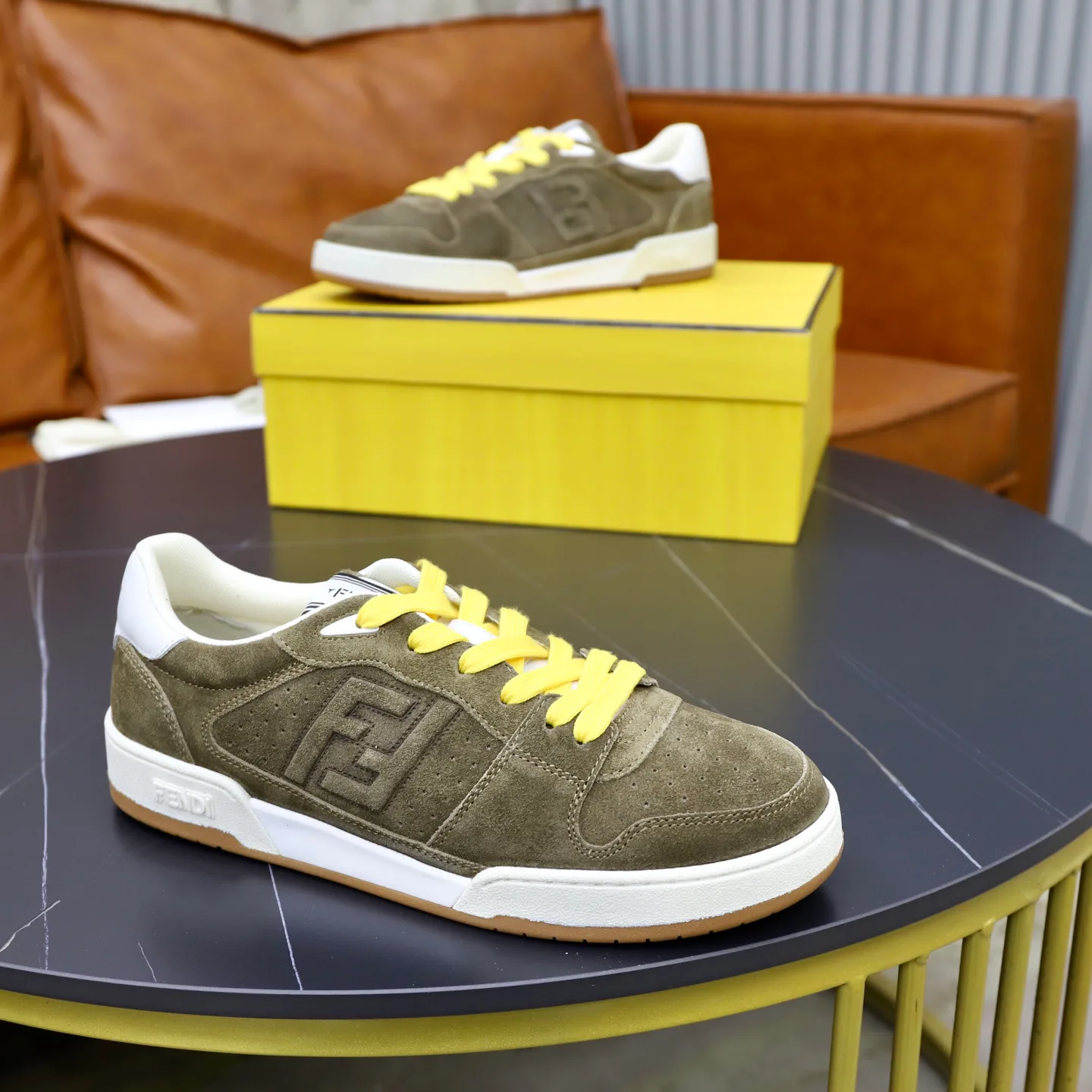 Women's Sneakers FENDI 18516276