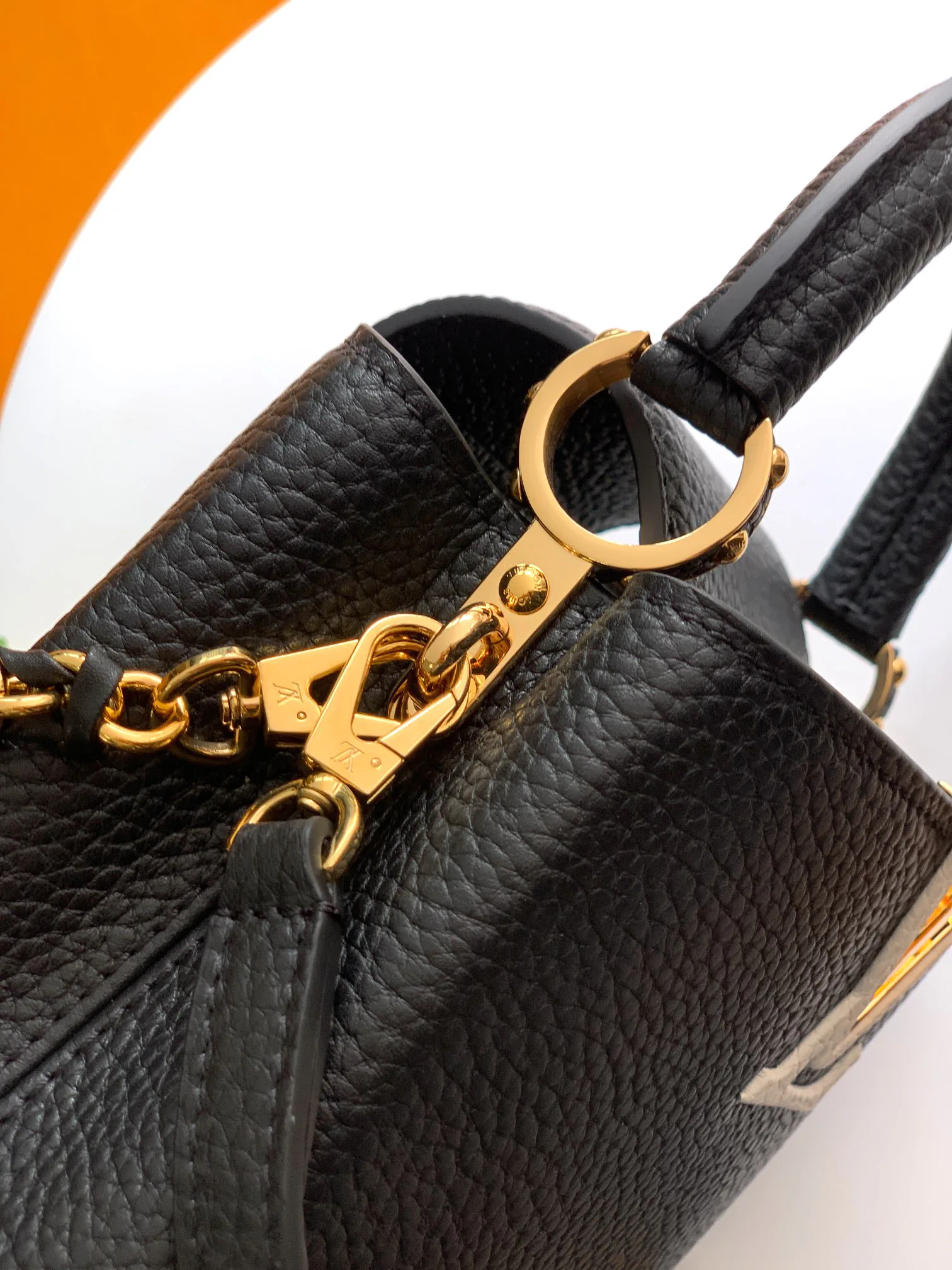 Women's Classic Handbags LOUIS VUITTON 18520987