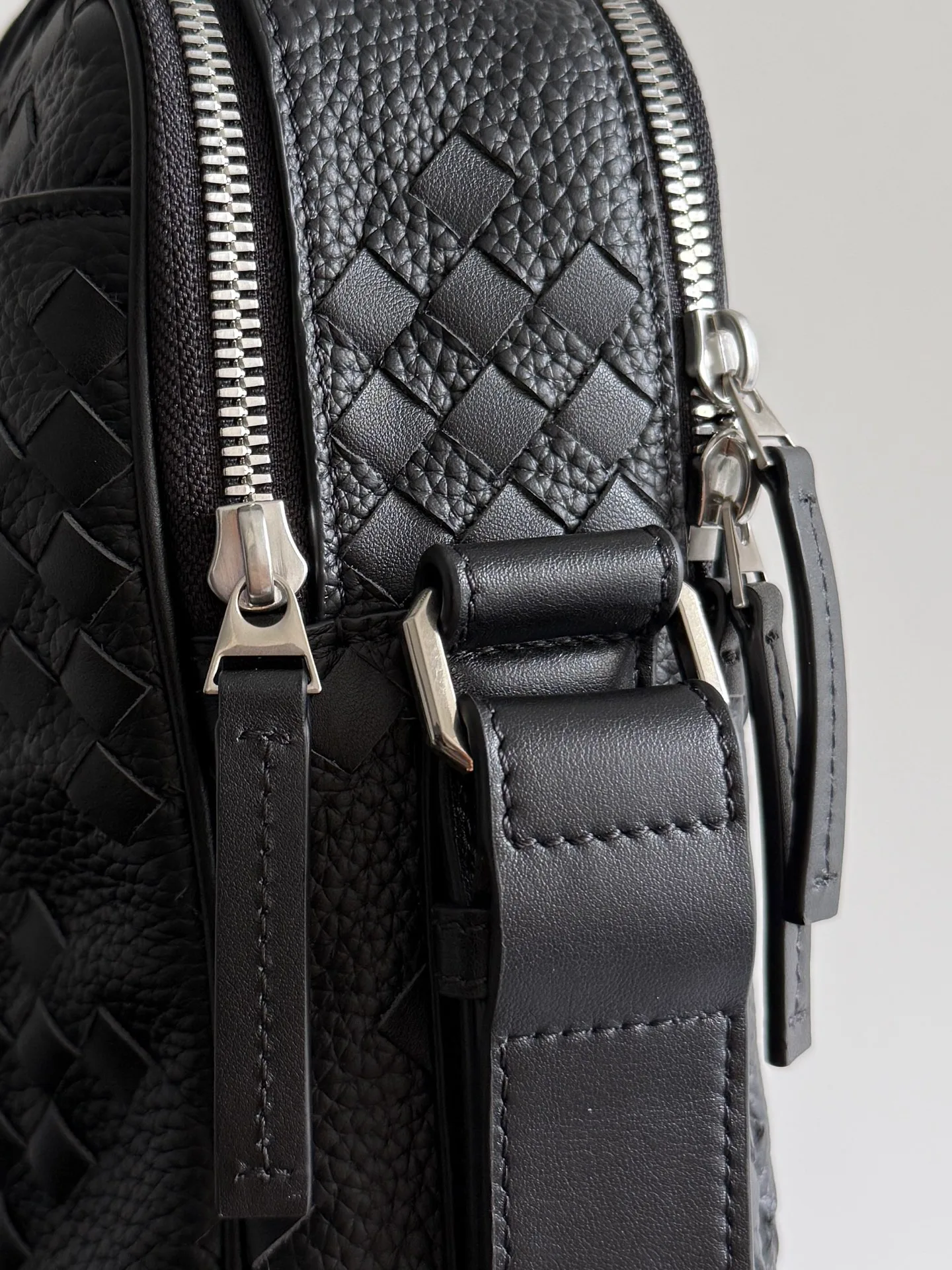 Классические Сумки Женские Bottega Veneta 18619516