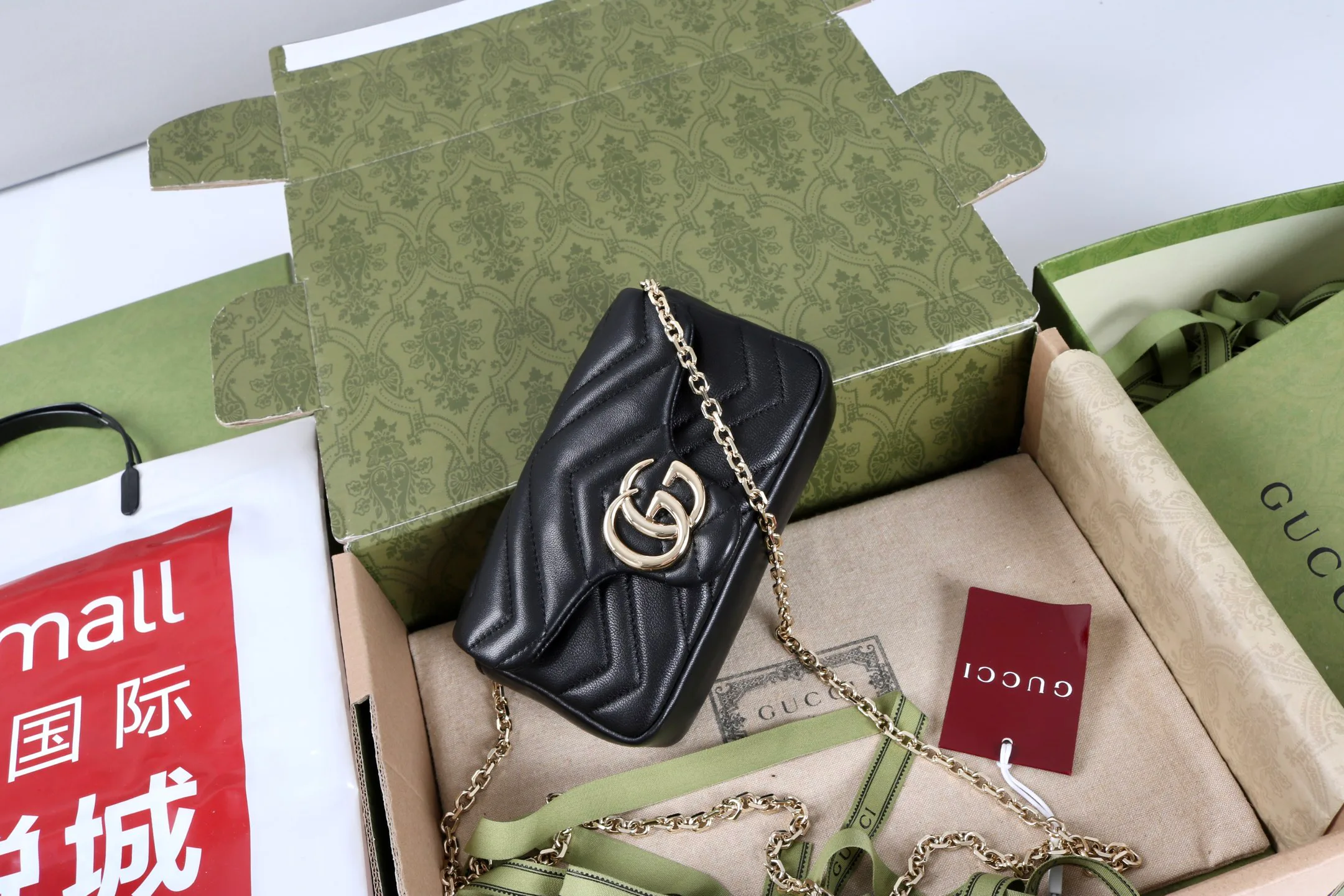 Women's Classic Handbags GUCCI 18005069