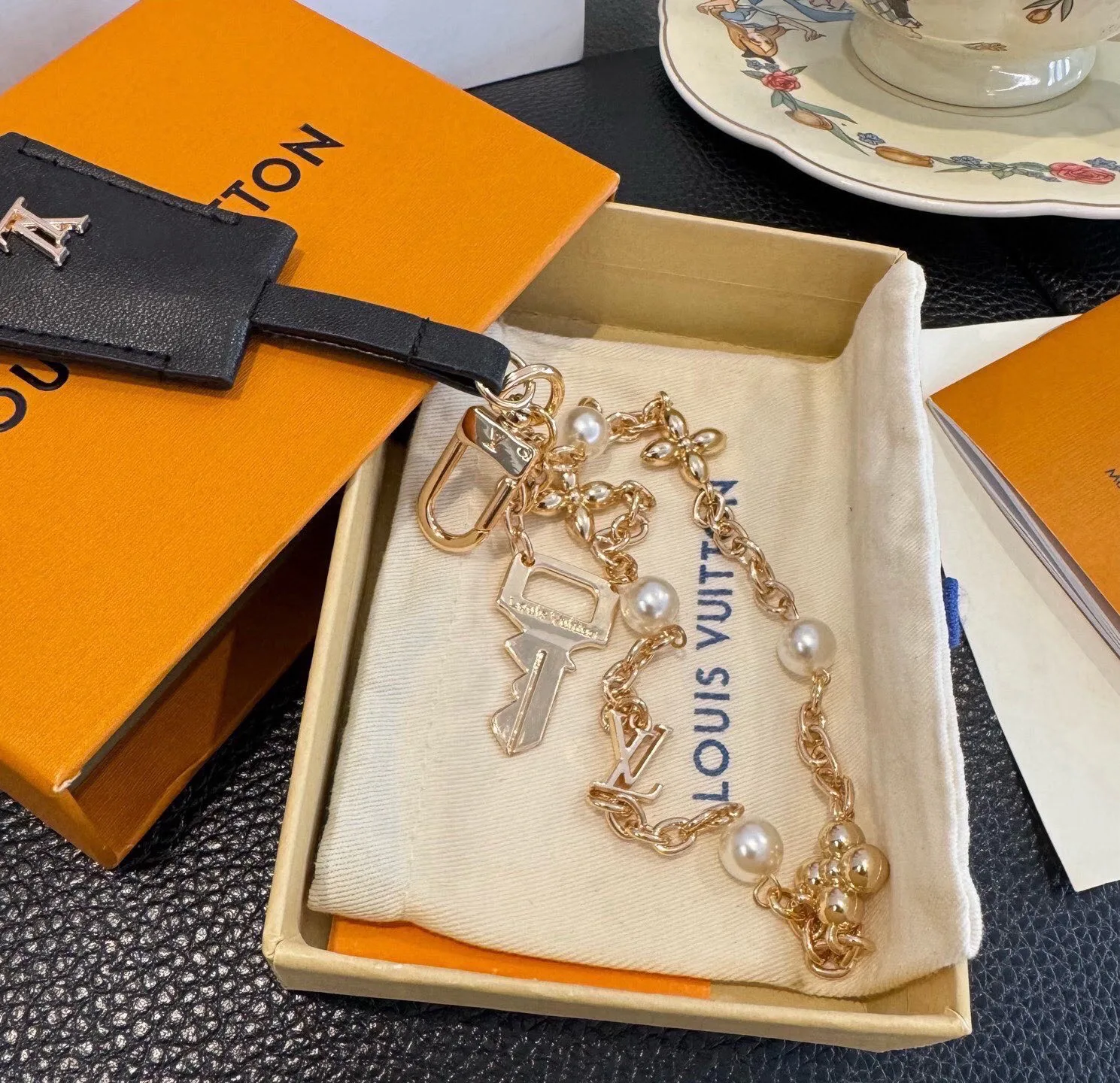 Key Cases LOUIS VUITTON 18013294