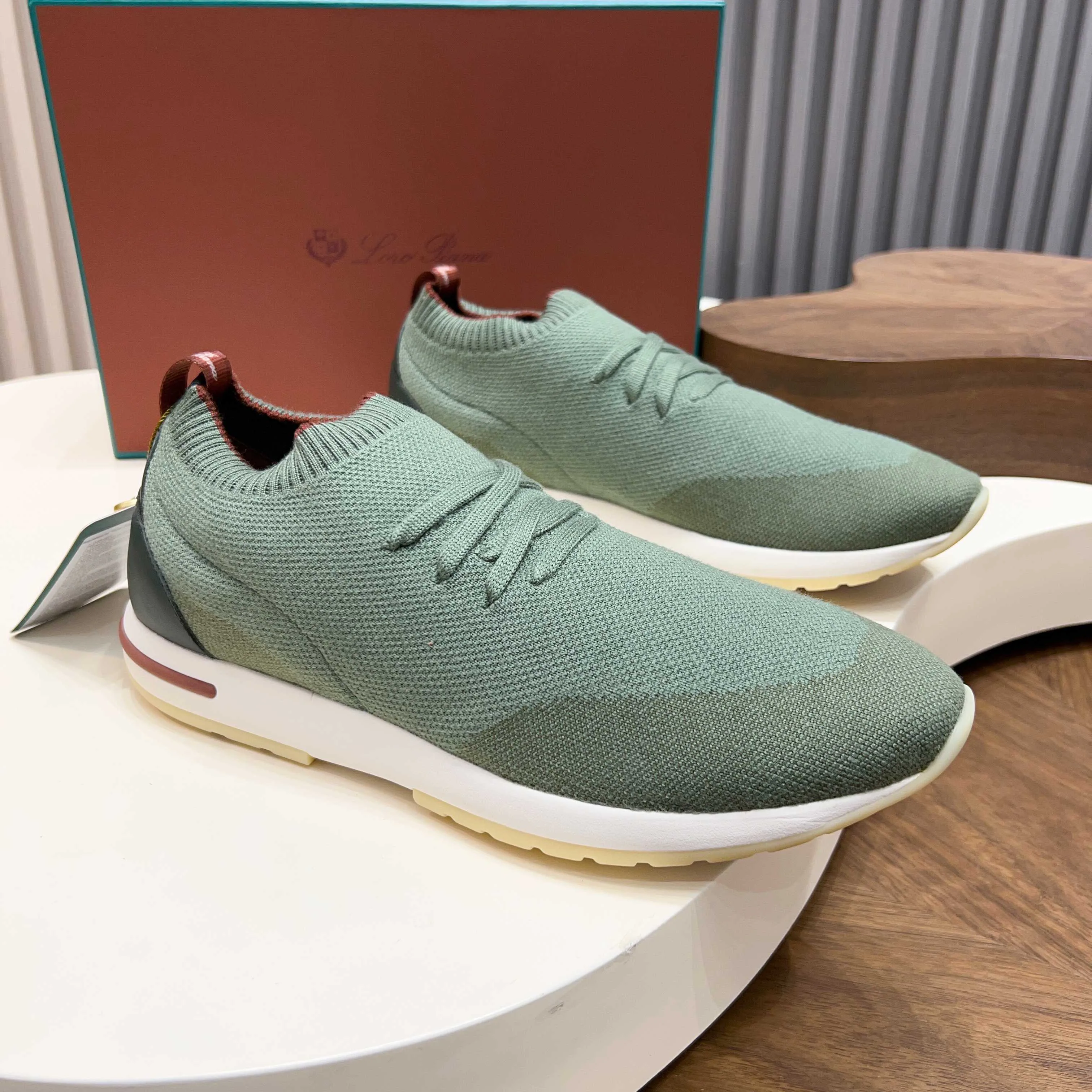 Men's Sneakers LORO PIANA 18250755