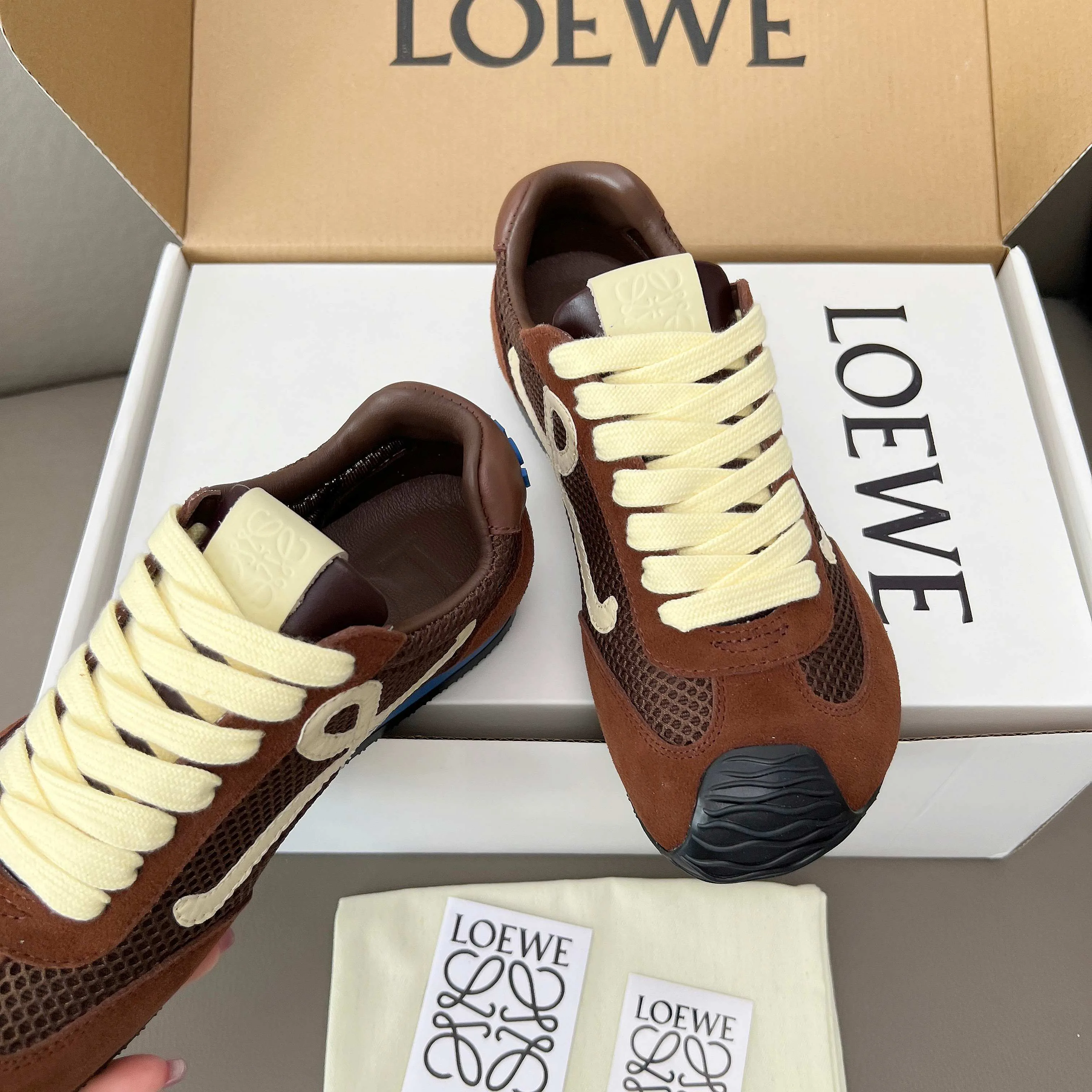 Women's Sneakers LOEWE 18011185
