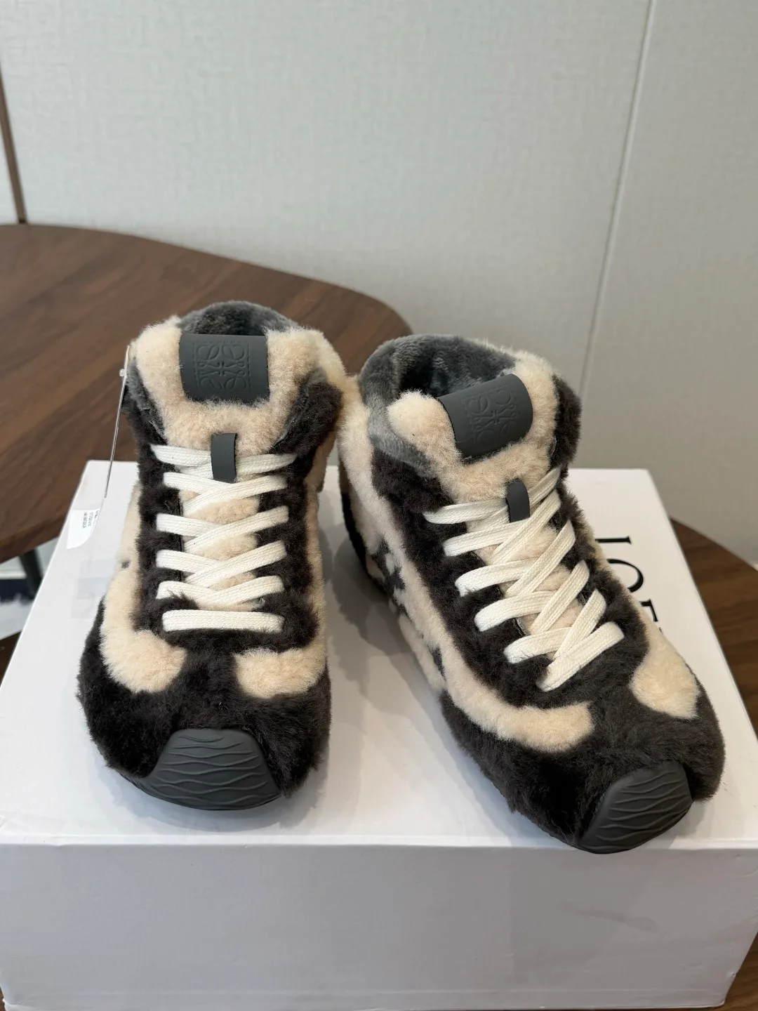 Women's Sneakers LOEWE 19539909