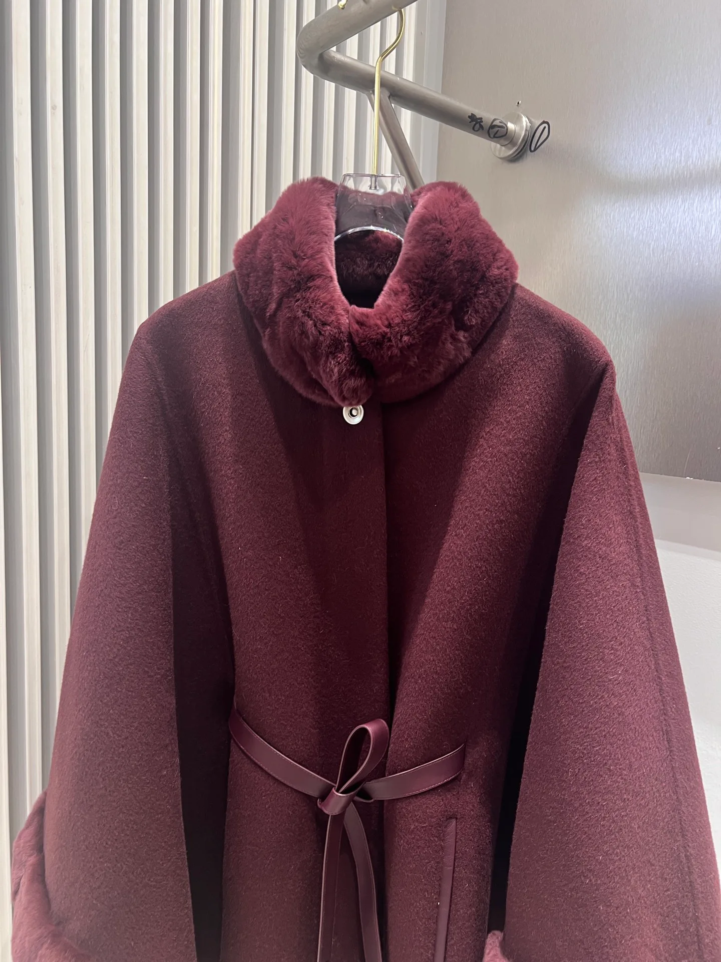 Women's Coats LORO PIANA 18513167