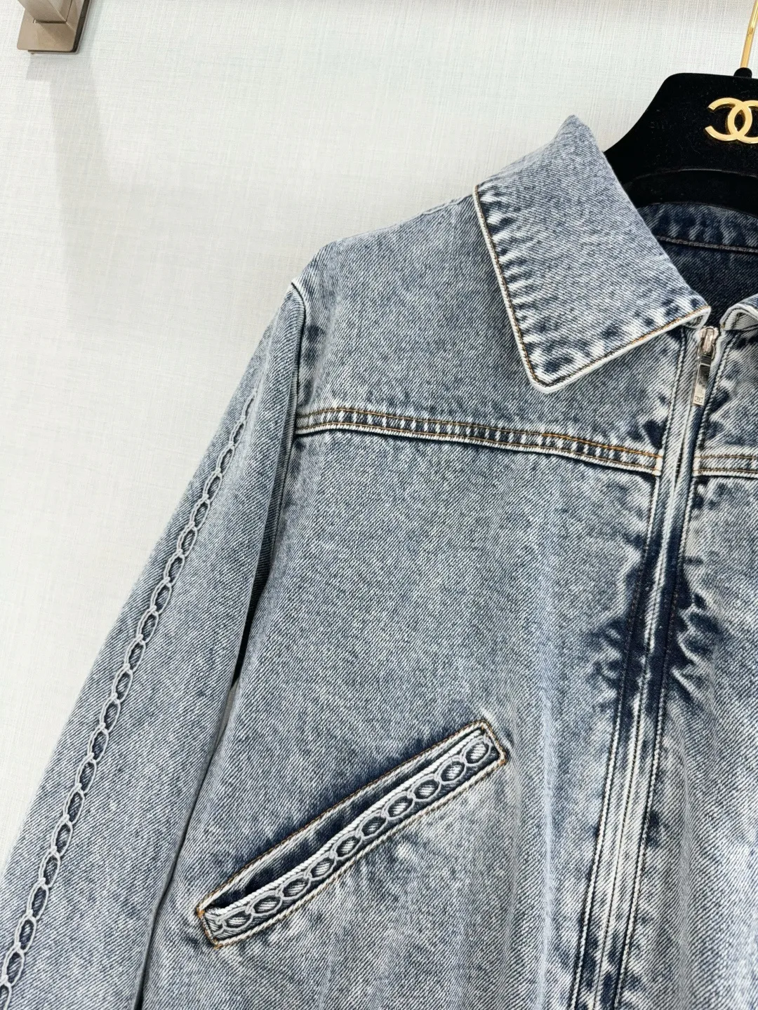 Women's Jackets And Down Jackets CHANEL 16887012