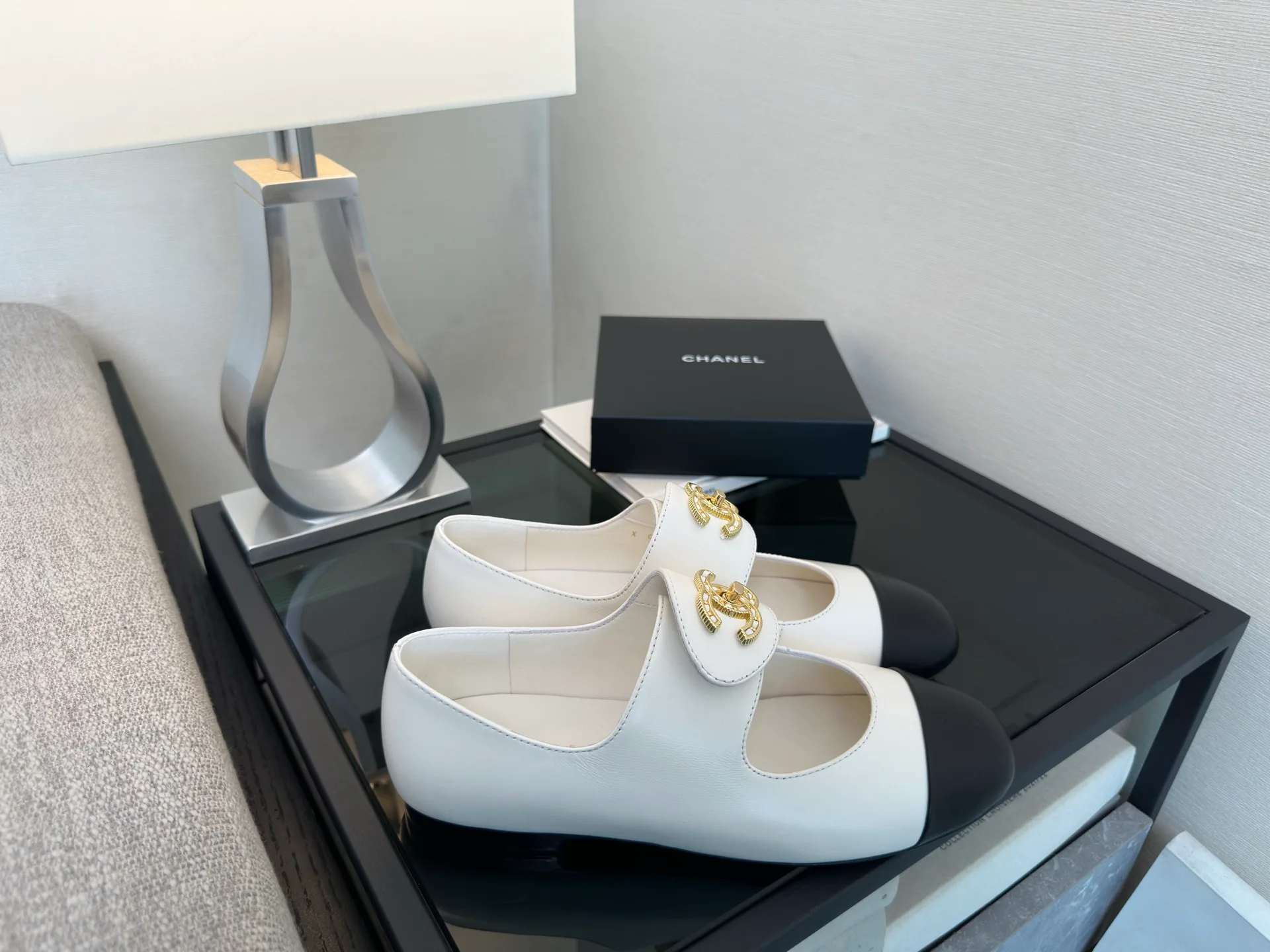 Women's Heels CHANEL 18402003