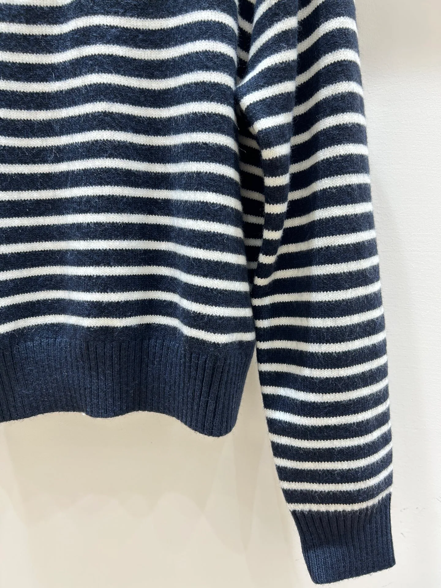 Women's Jumpers And Sweaters MIU MIU 18097110
