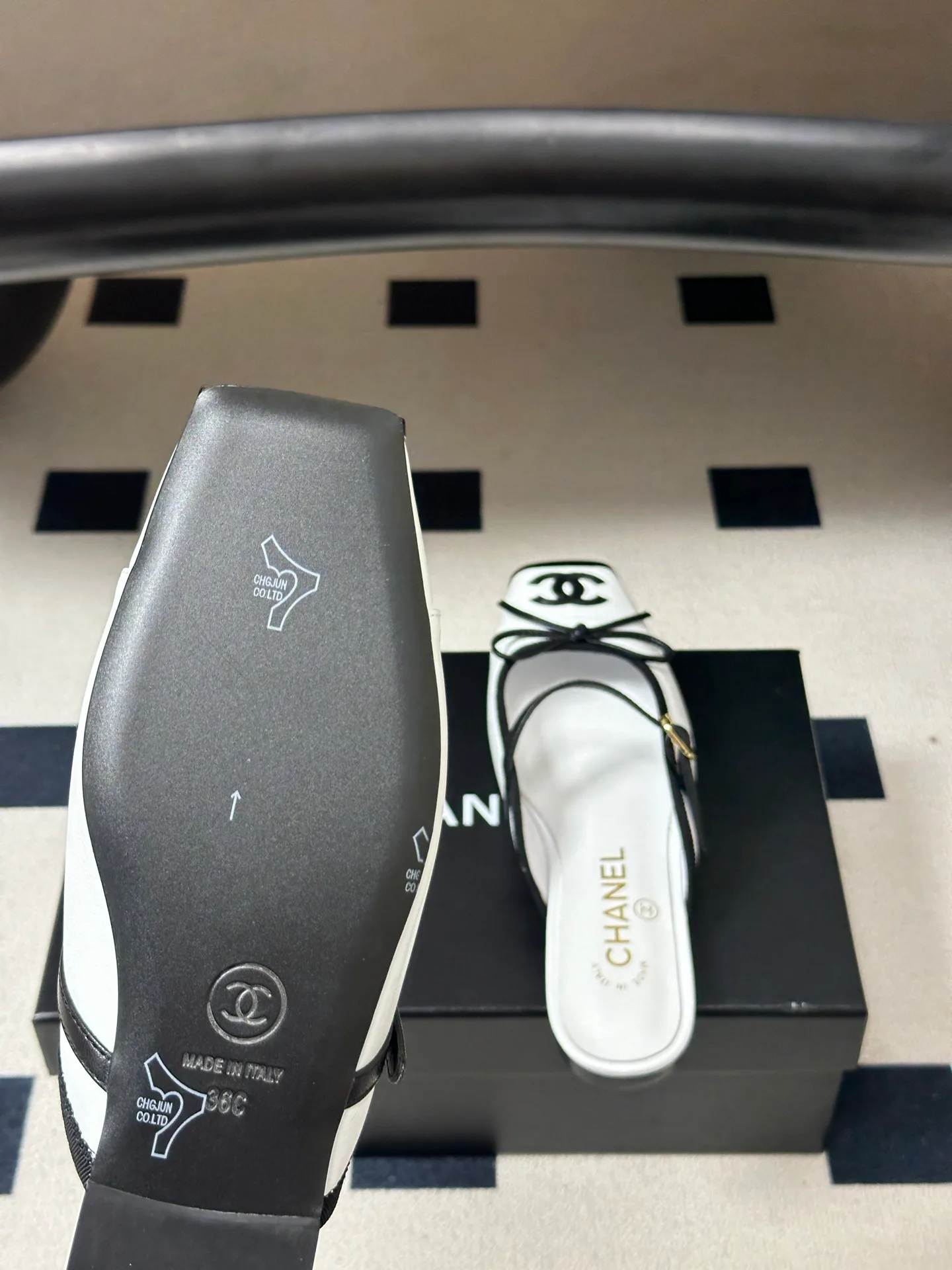 Women's Mules And Clogs CHANEL 17338406