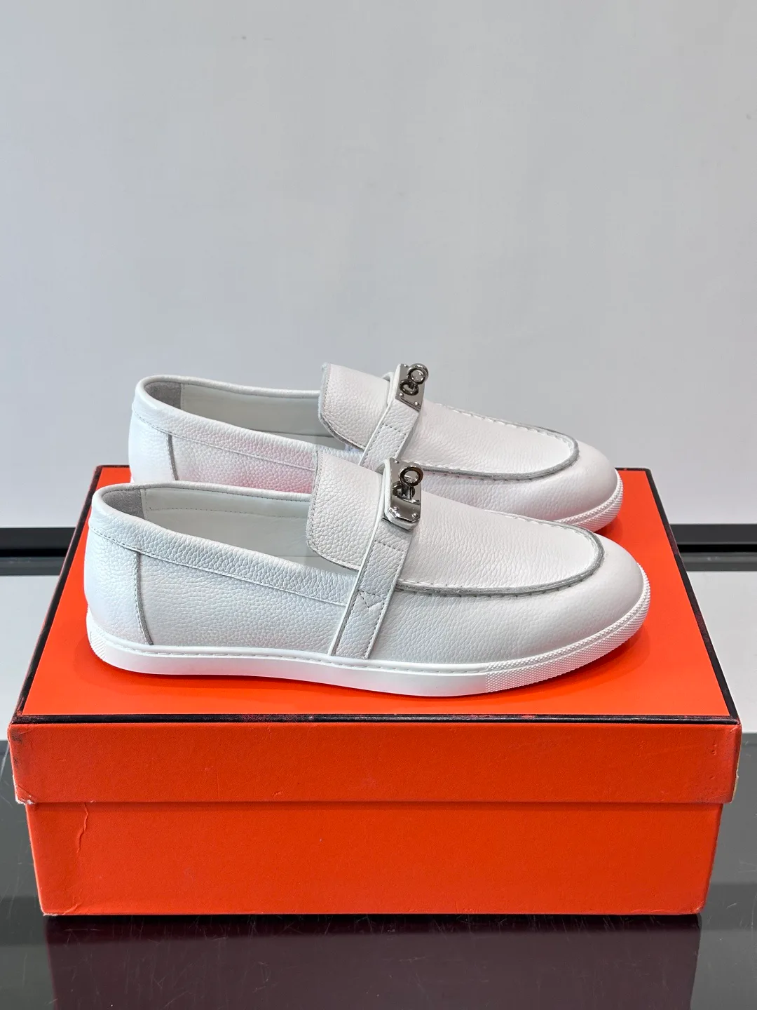 Men's Loafers And Dress Shoes HERMES 17904322