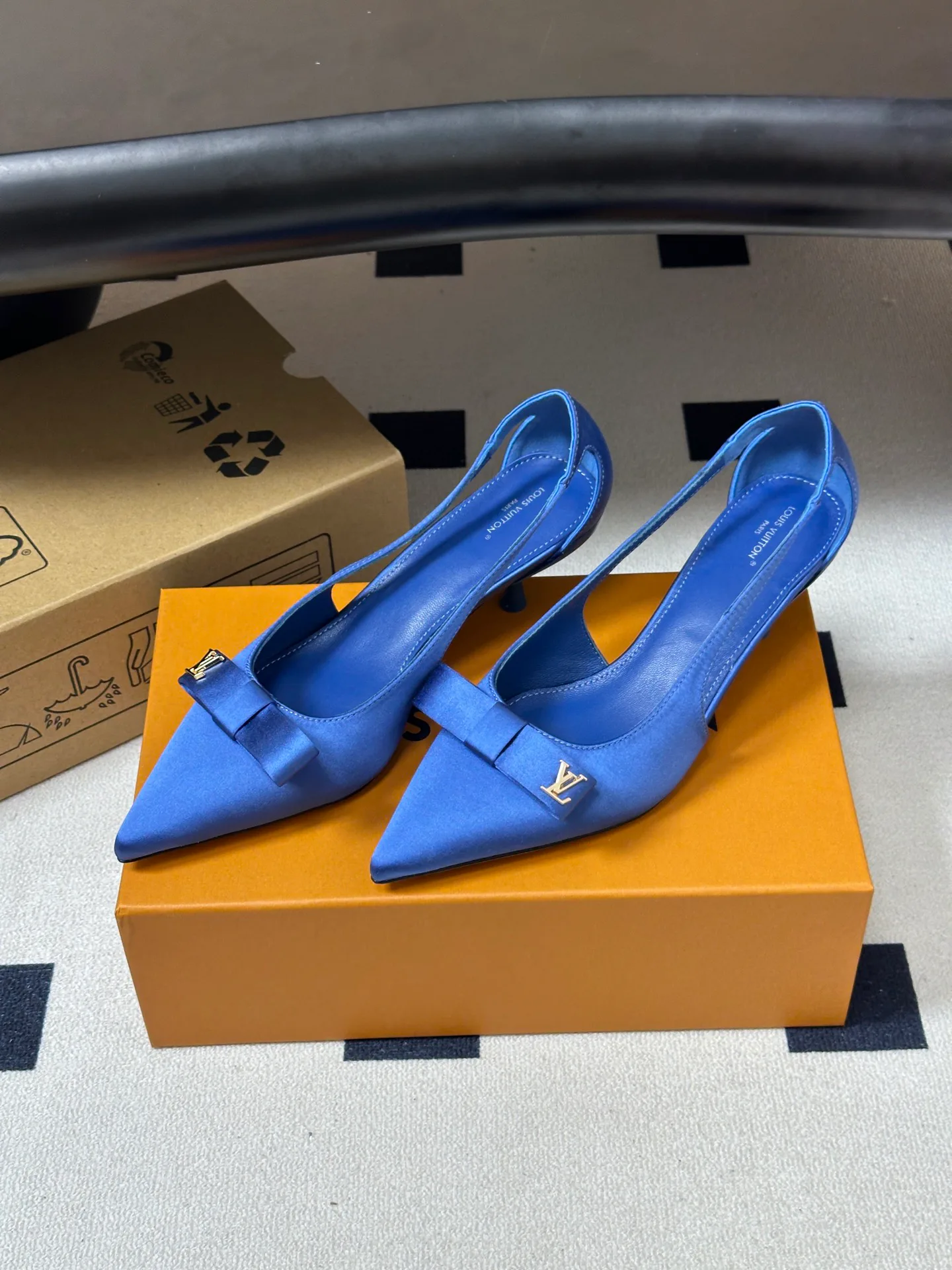 Women's Heels LOUIS VUITTON 17768184