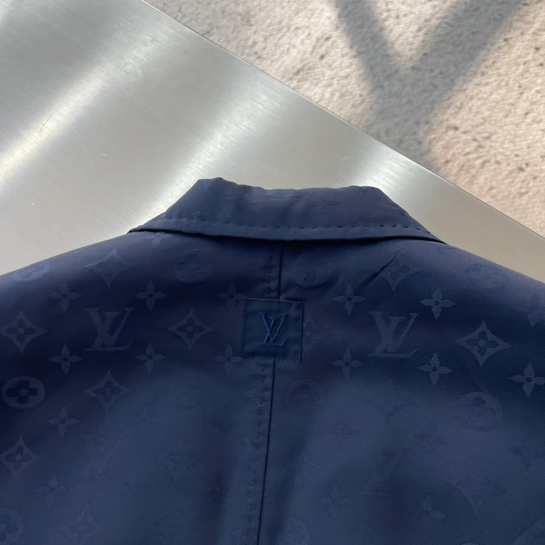 Men's Blazers LOUIS VUITTON 18320157