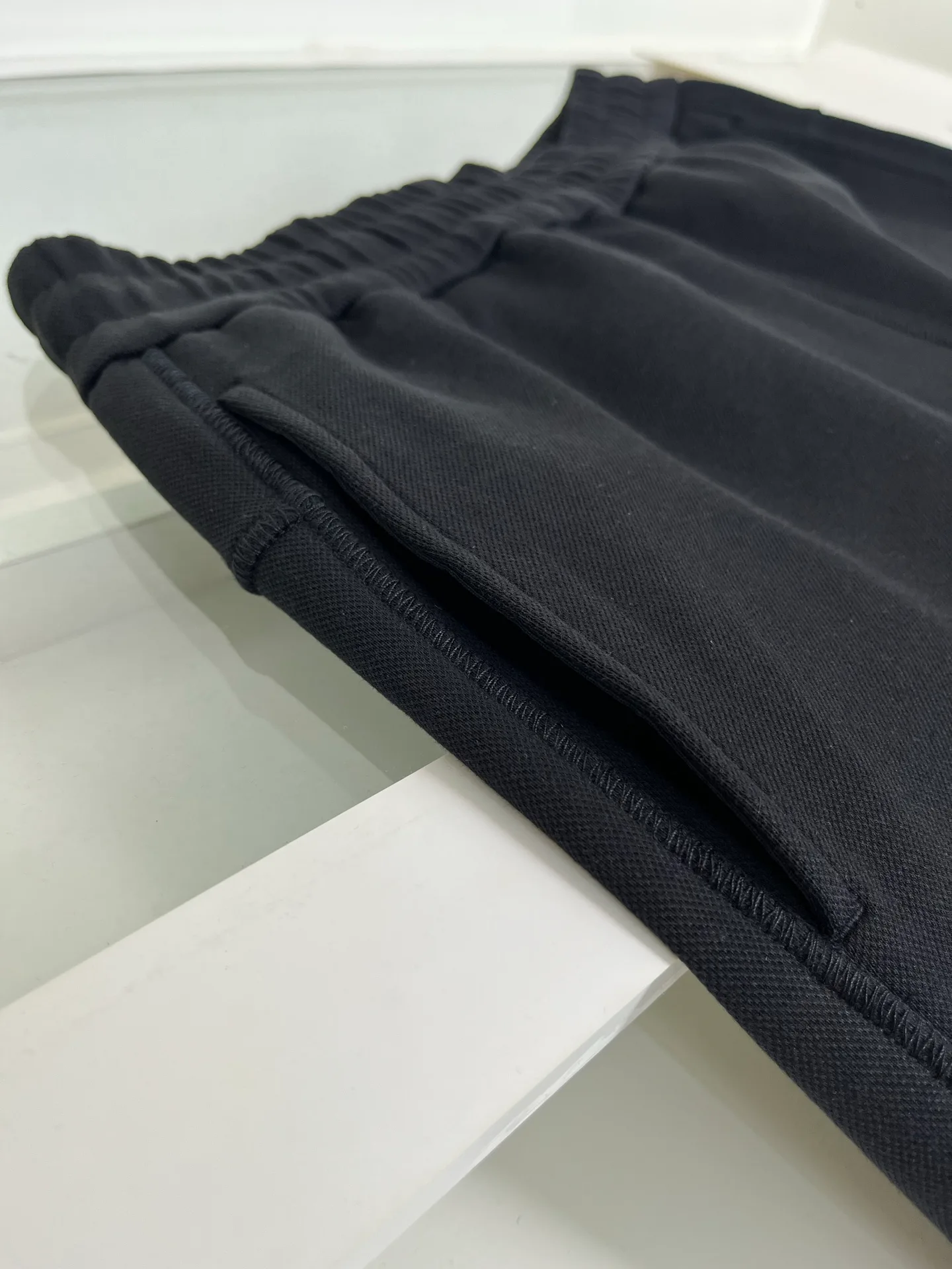 Men's Trousers MONCLER 17951678