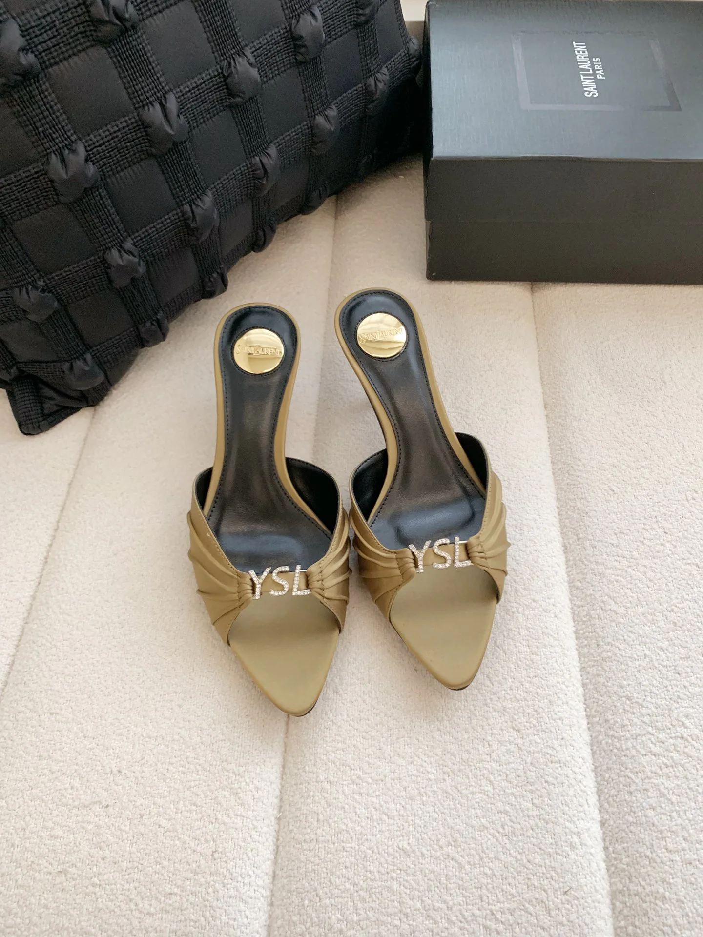 Women's Mules And Clogs SAINT LAURENT 17371763